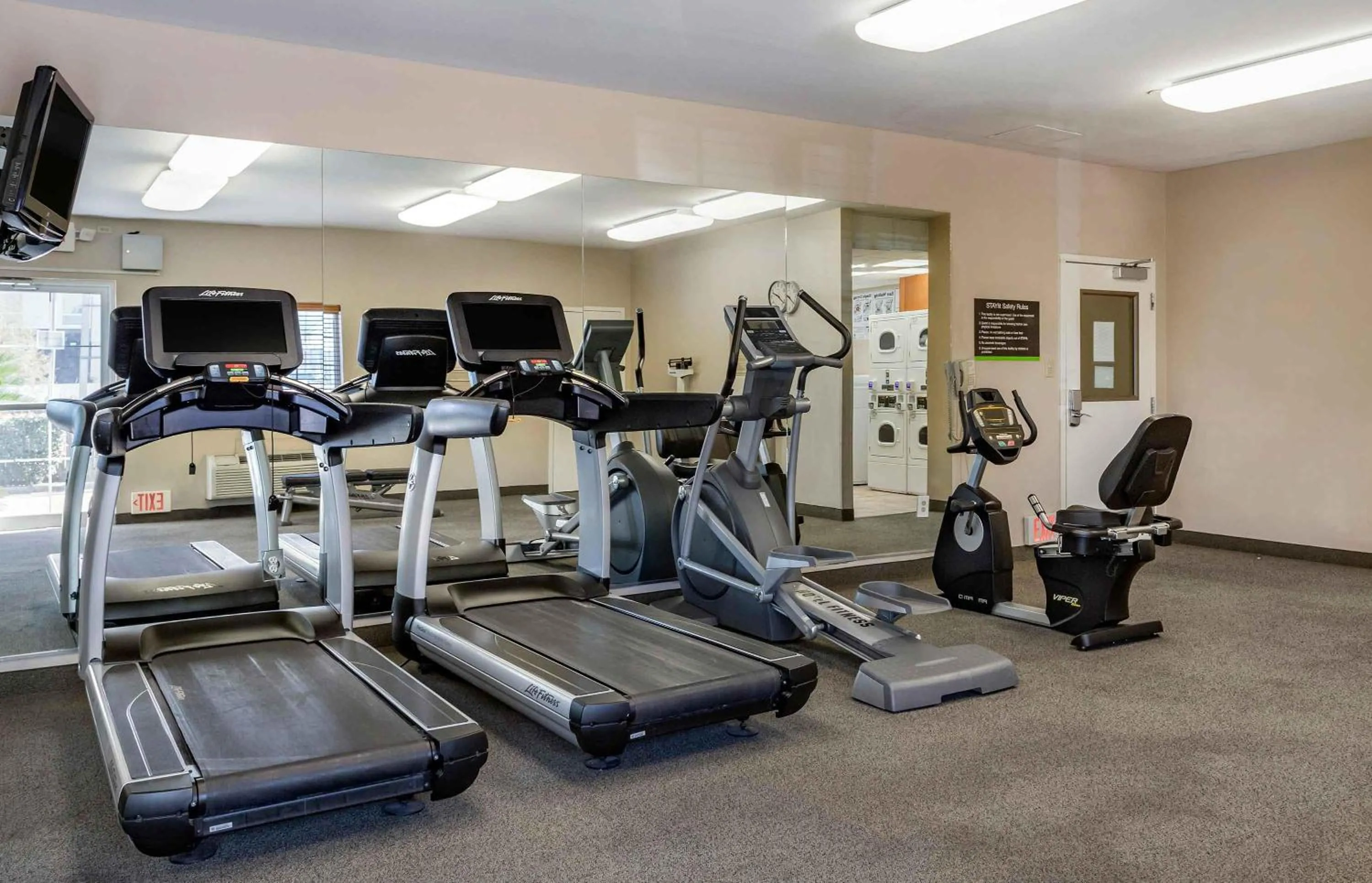 Fitness centre/facilities in Extended Stay America Suites - Houston - IAH Airport