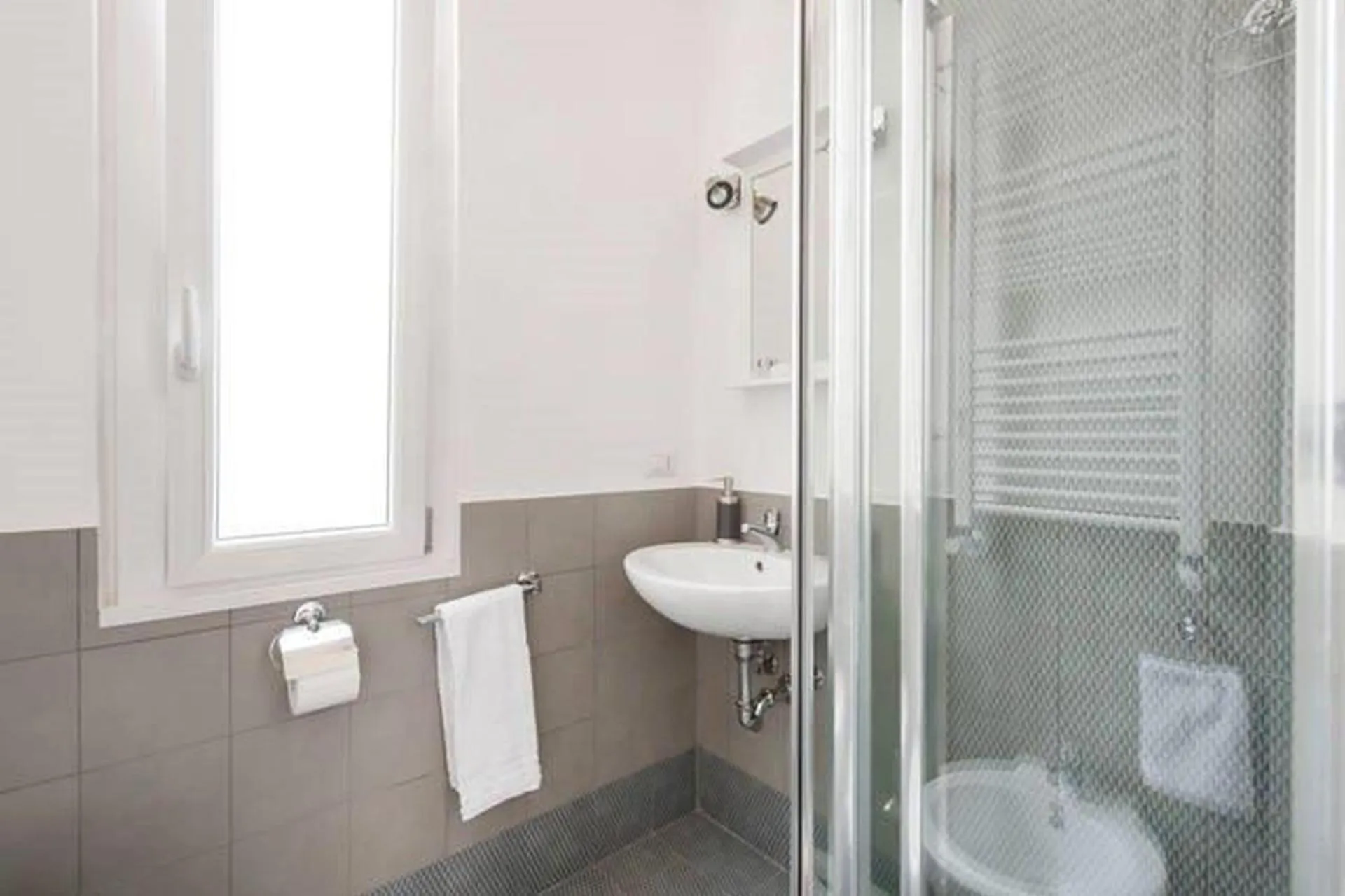 Bathroom in L'Attichetto di Ponte Milvio a Roma Centro