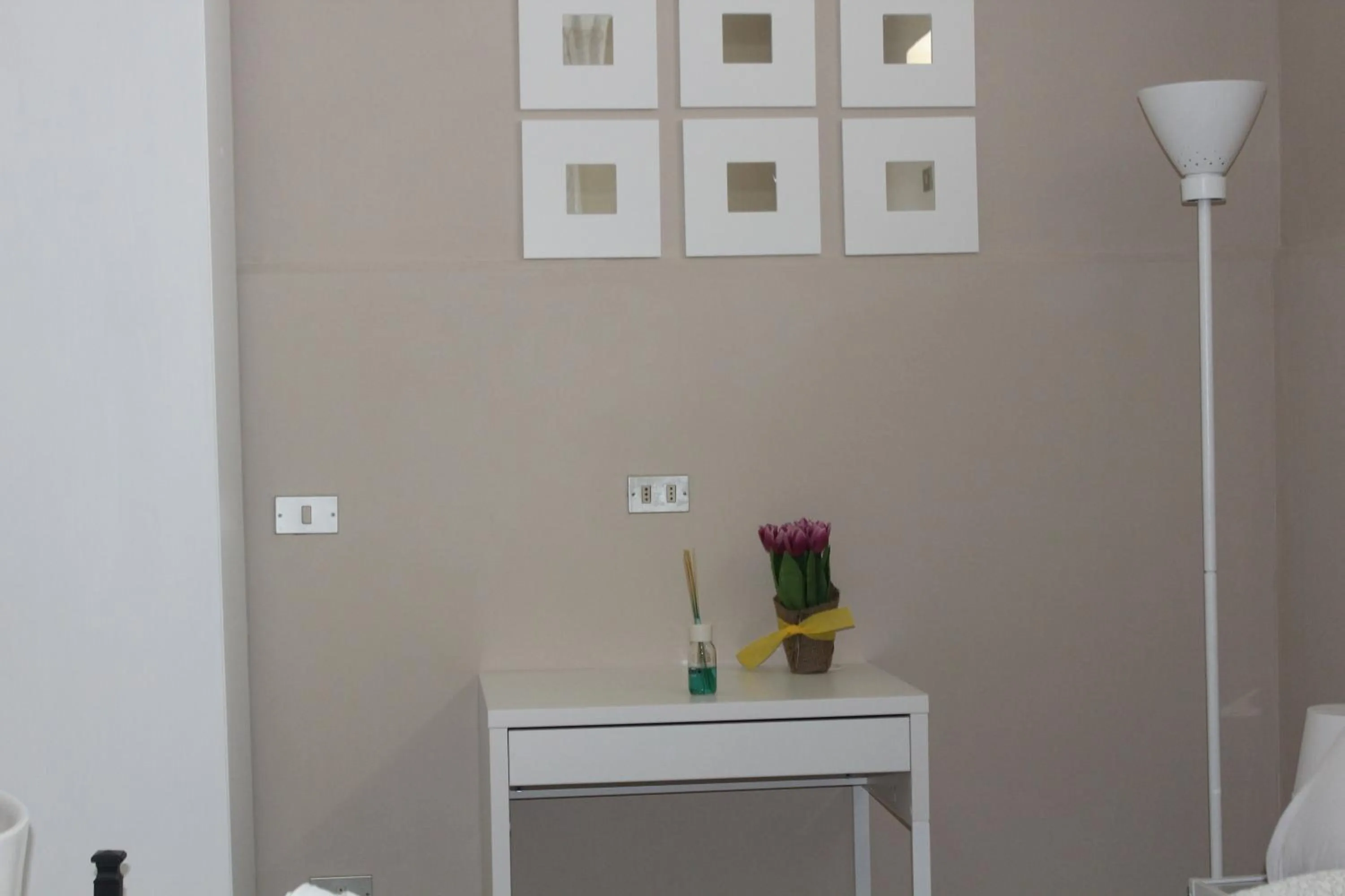 Decorative detail in Domus Tua