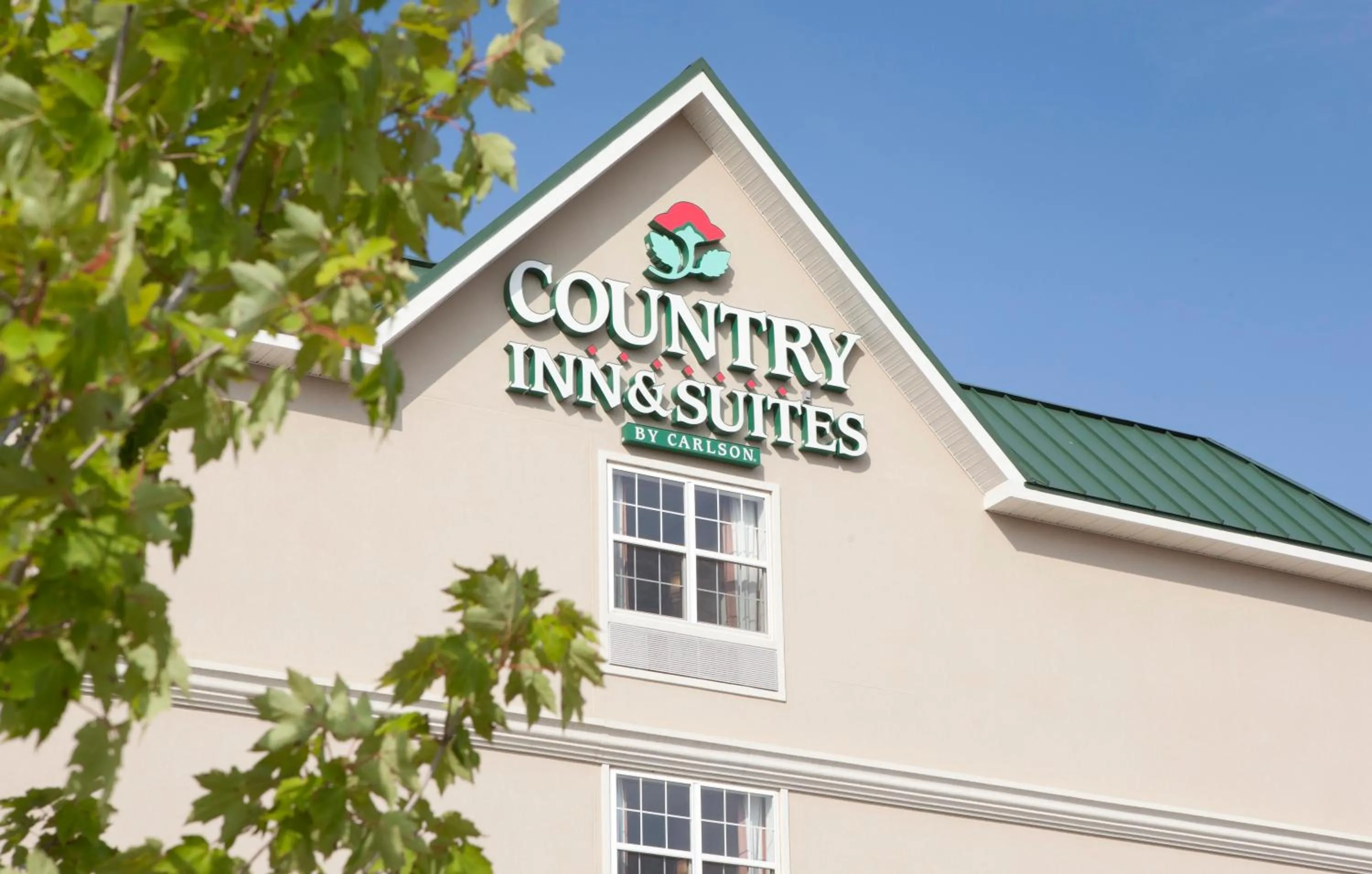 Facade/entrance in Country Inn & Suites by Radisson, Baltimore North, MD