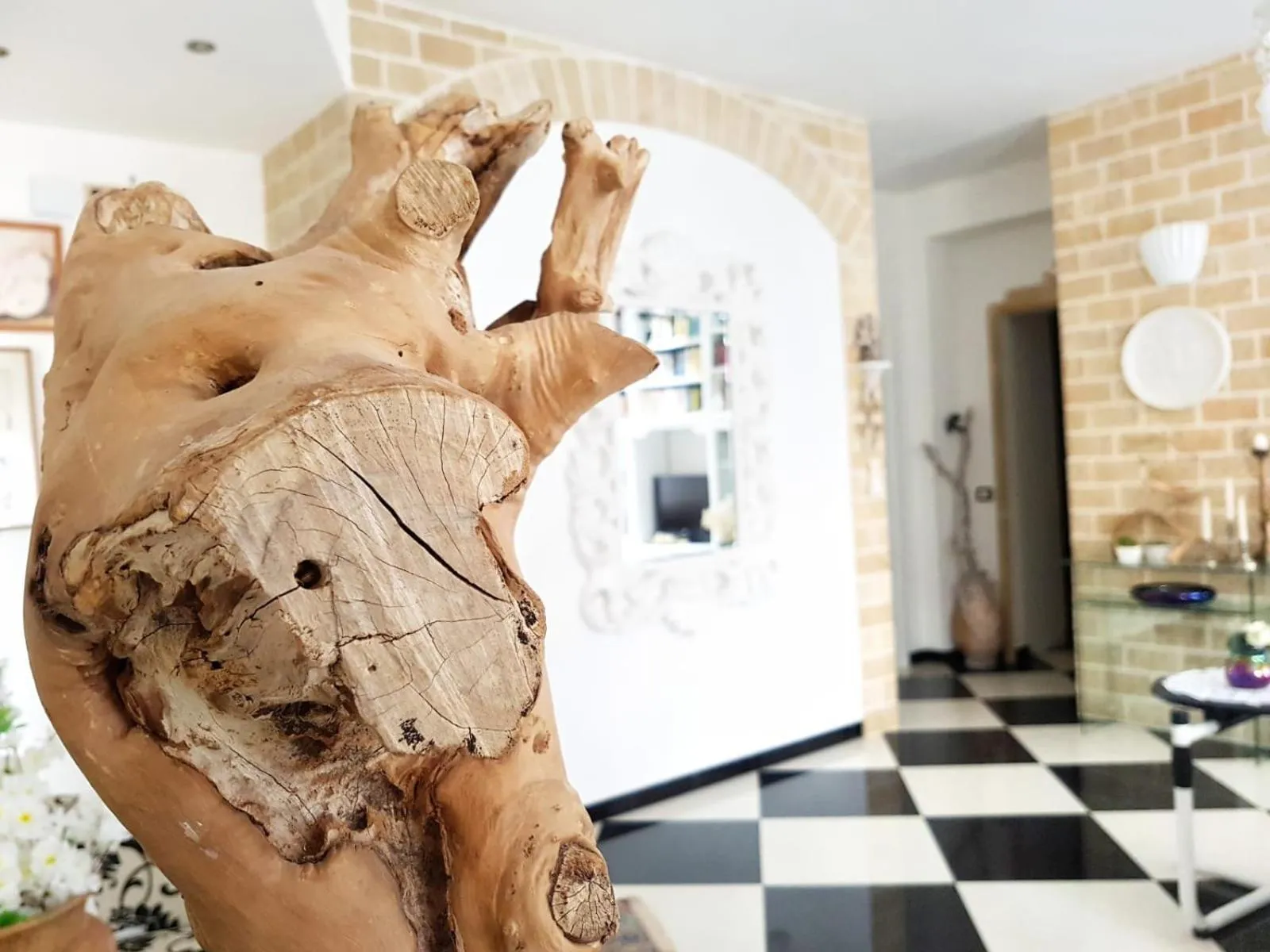 Decorative detail in B&B Lido