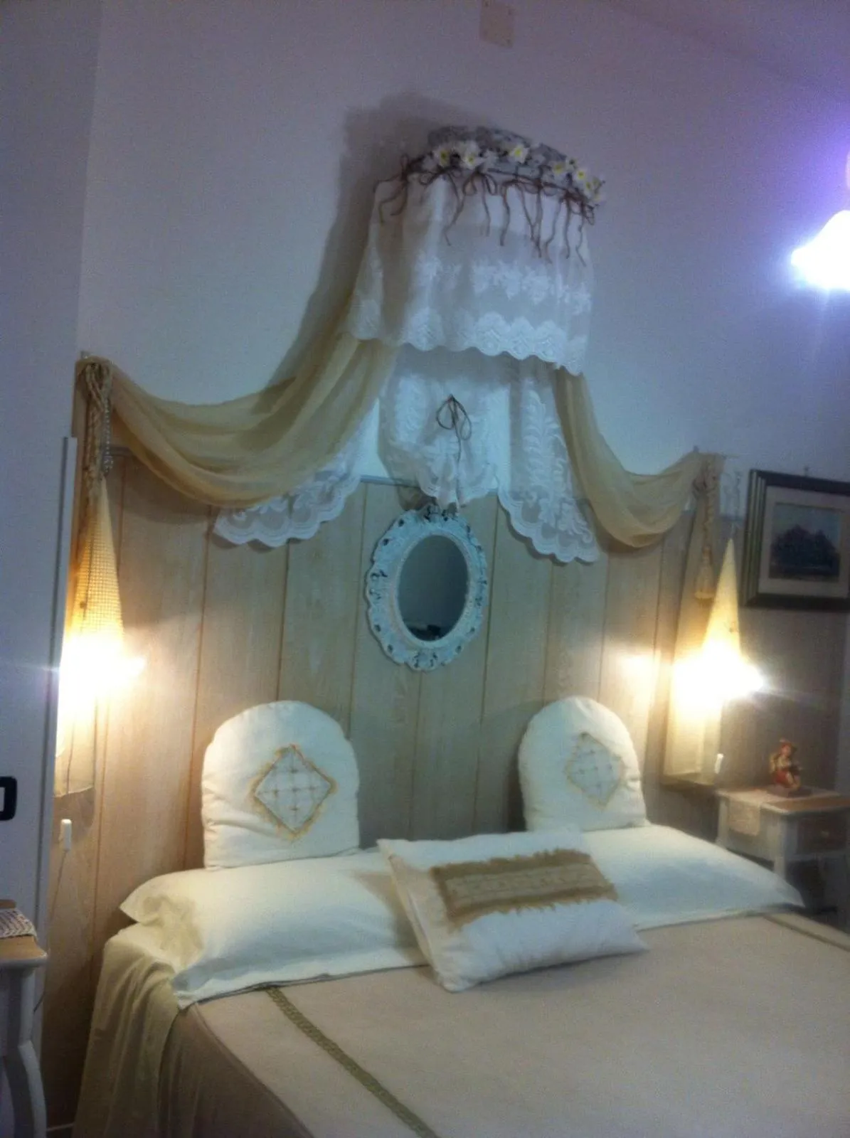 Decorative detail in B&B Lido