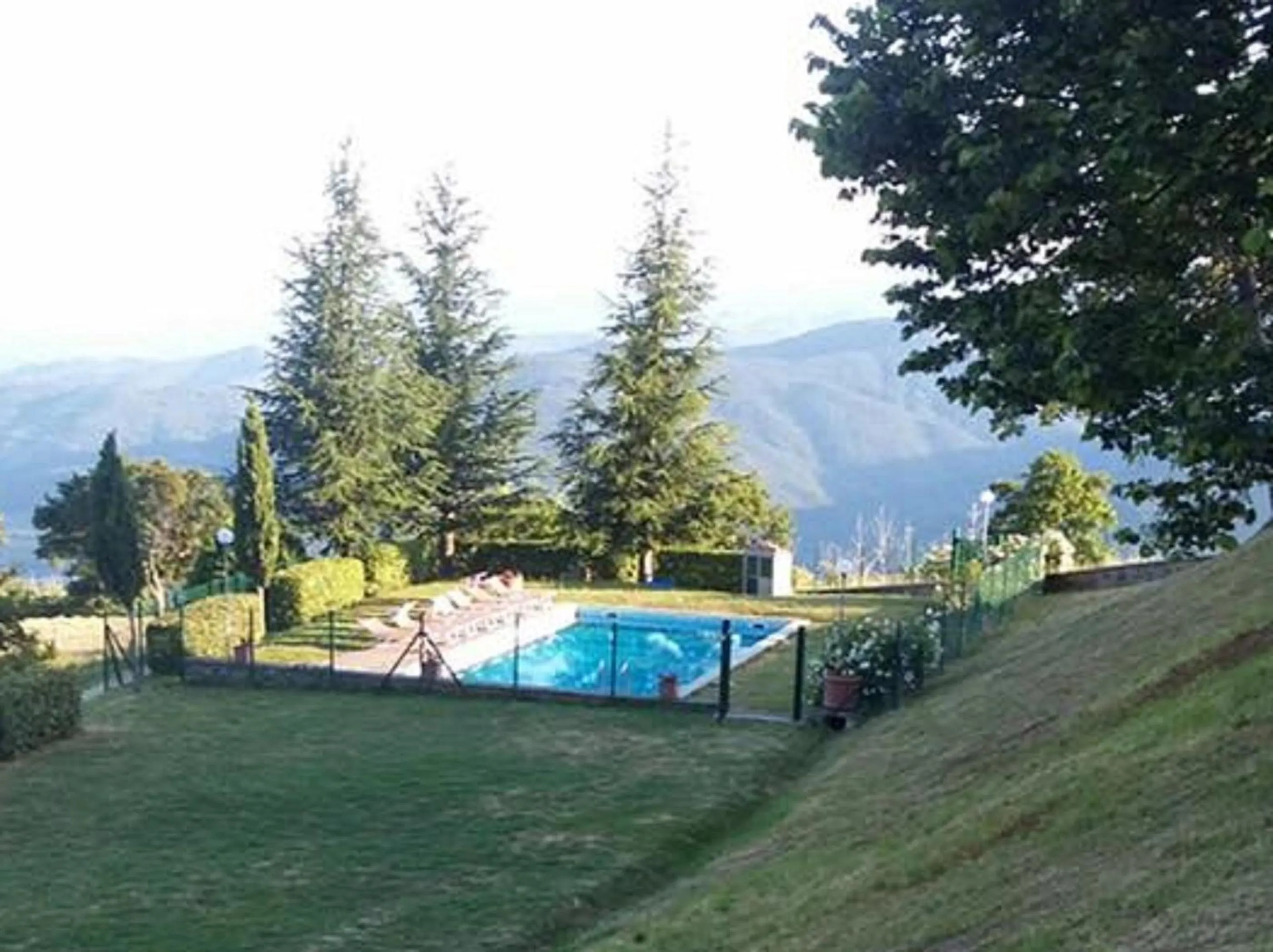 Swimming pool in Agriturismo Casapasserini