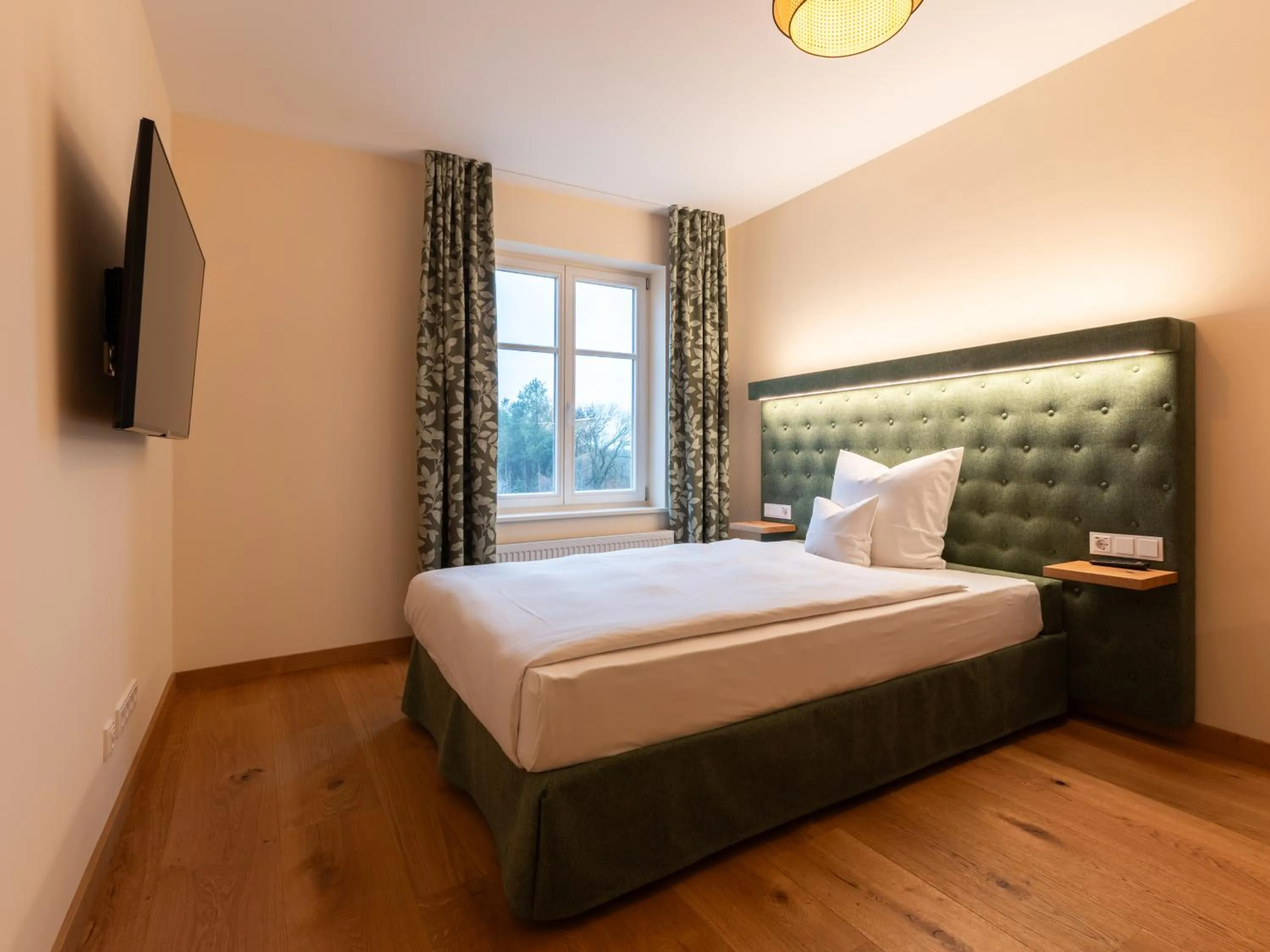 Bed in Gutshotel Odelzhausen