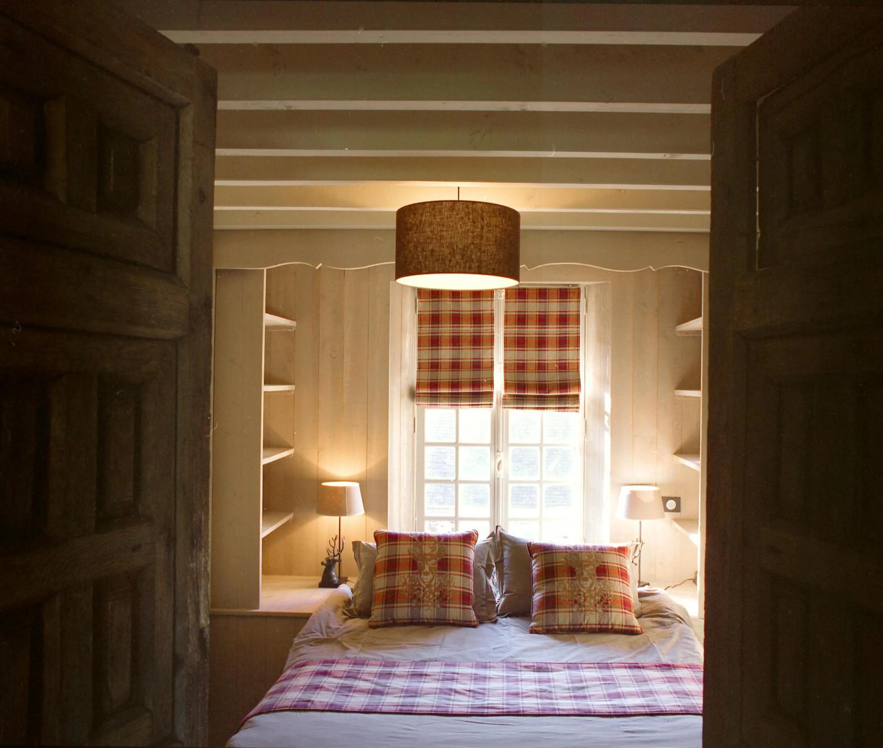 Bed in Hotel Du Grand Cerf & Spa