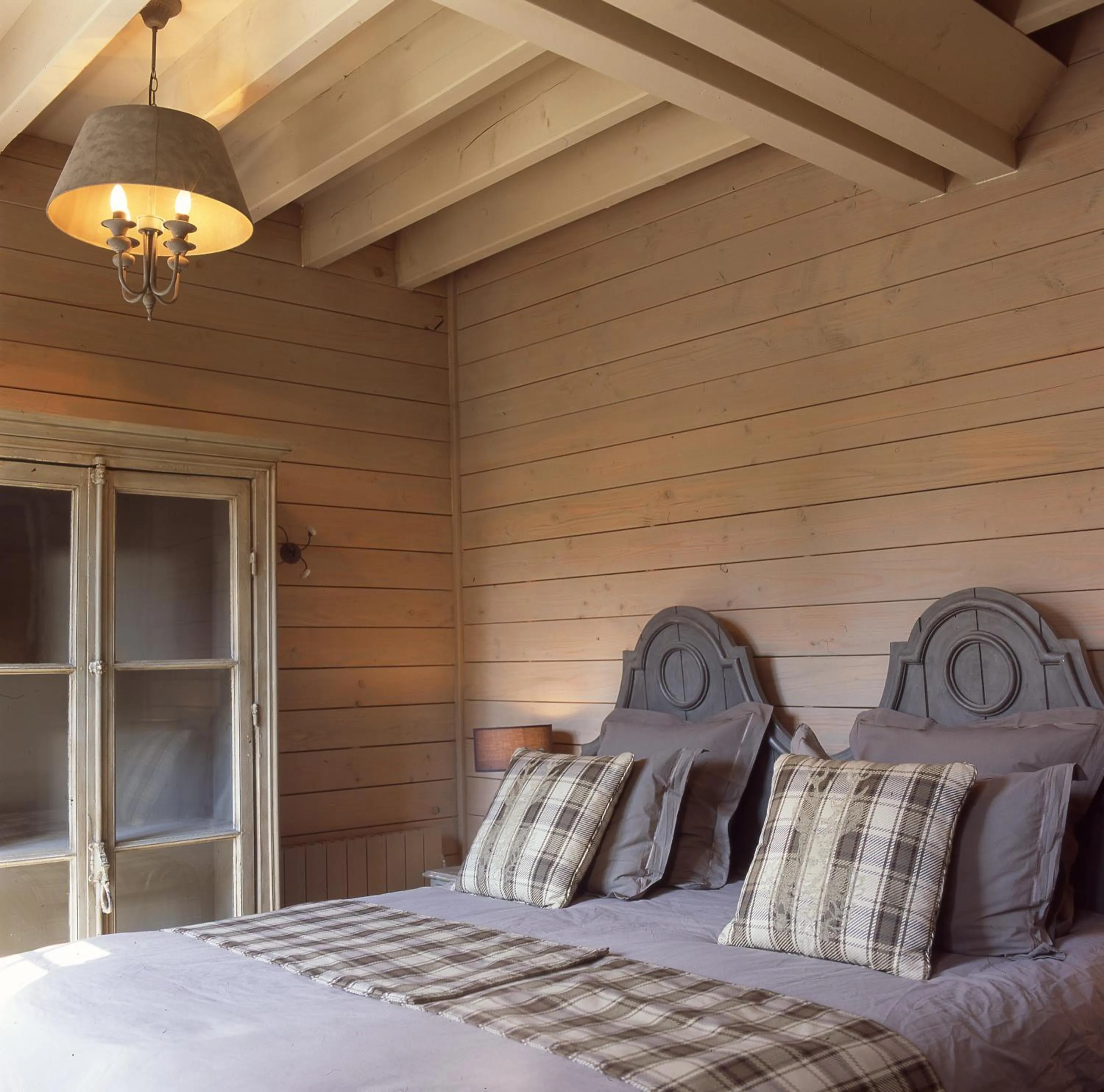 Bed in Hotel Du Grand Cerf & Spa