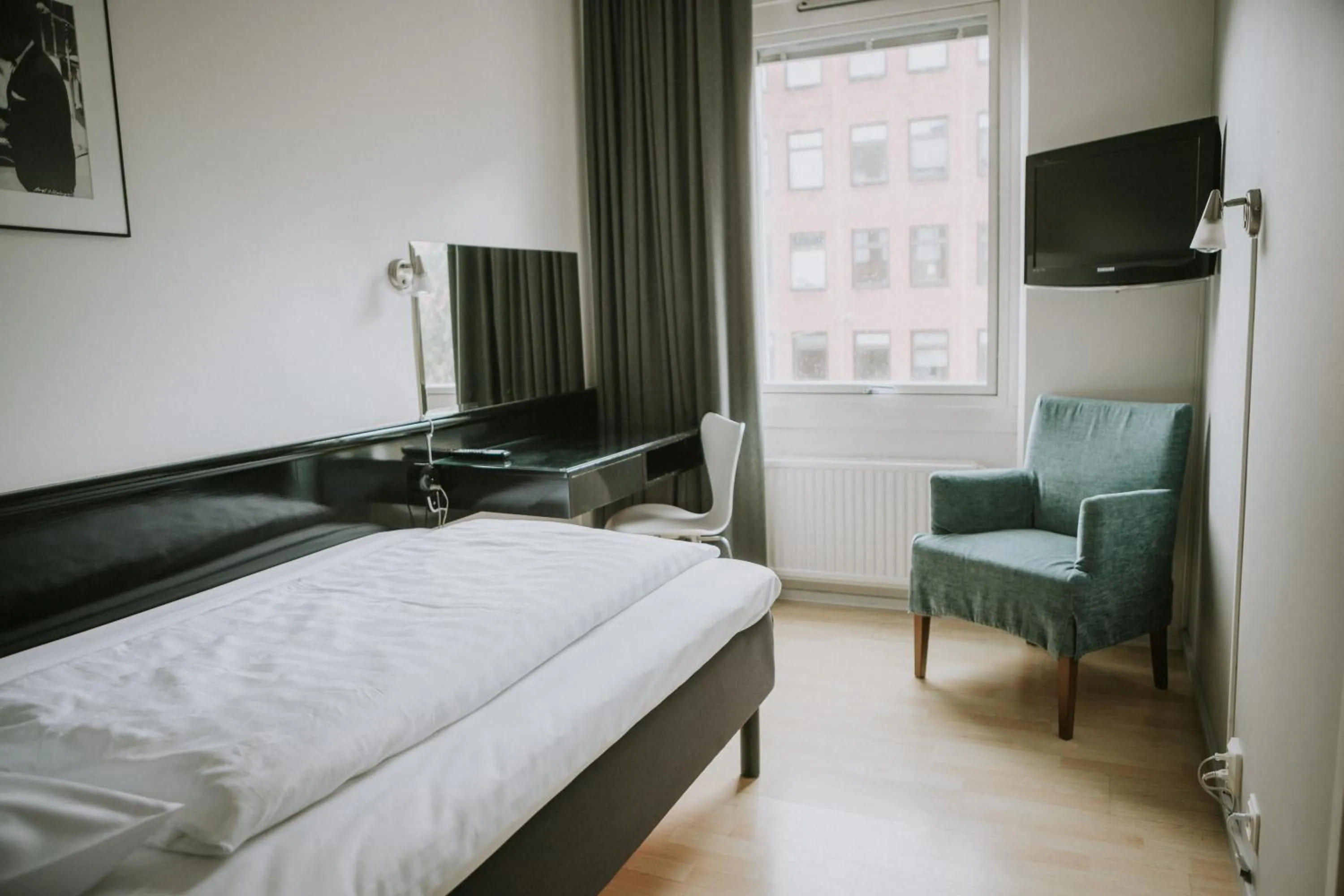 Photo of the whole room, Bed in Comfort Hotel Jazz, Borås