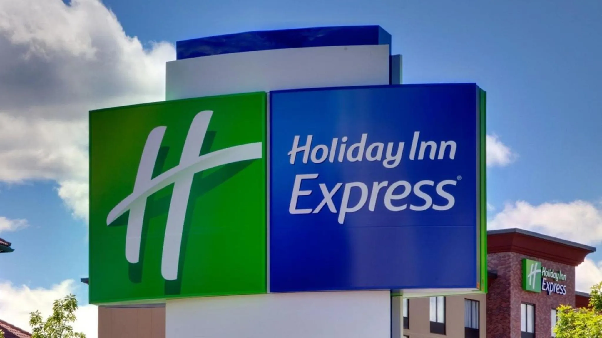 Property building in Holiday Inn Express & Suites Oklahoma City Northwest by IHG