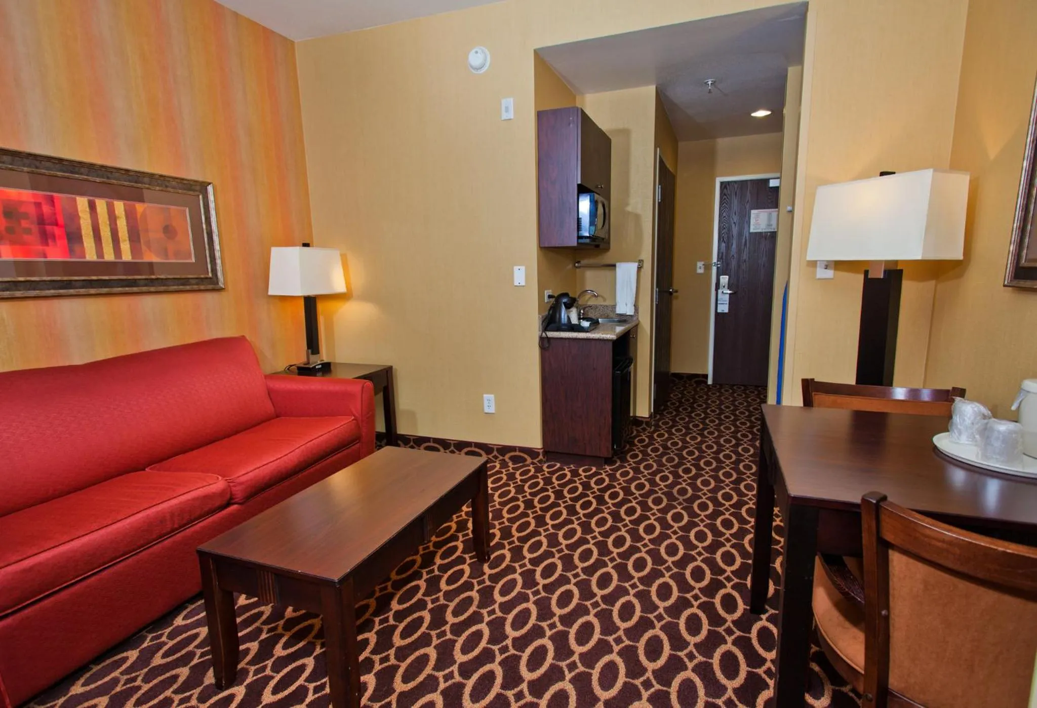 Photo of the whole room in Holiday Inn Express & Suites Sacramento NE Cal Expo by IHG