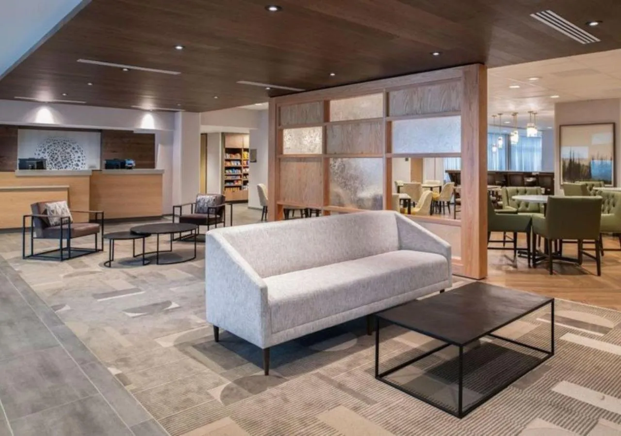 Lobby or reception in Fairfield by Marriott Issaquah