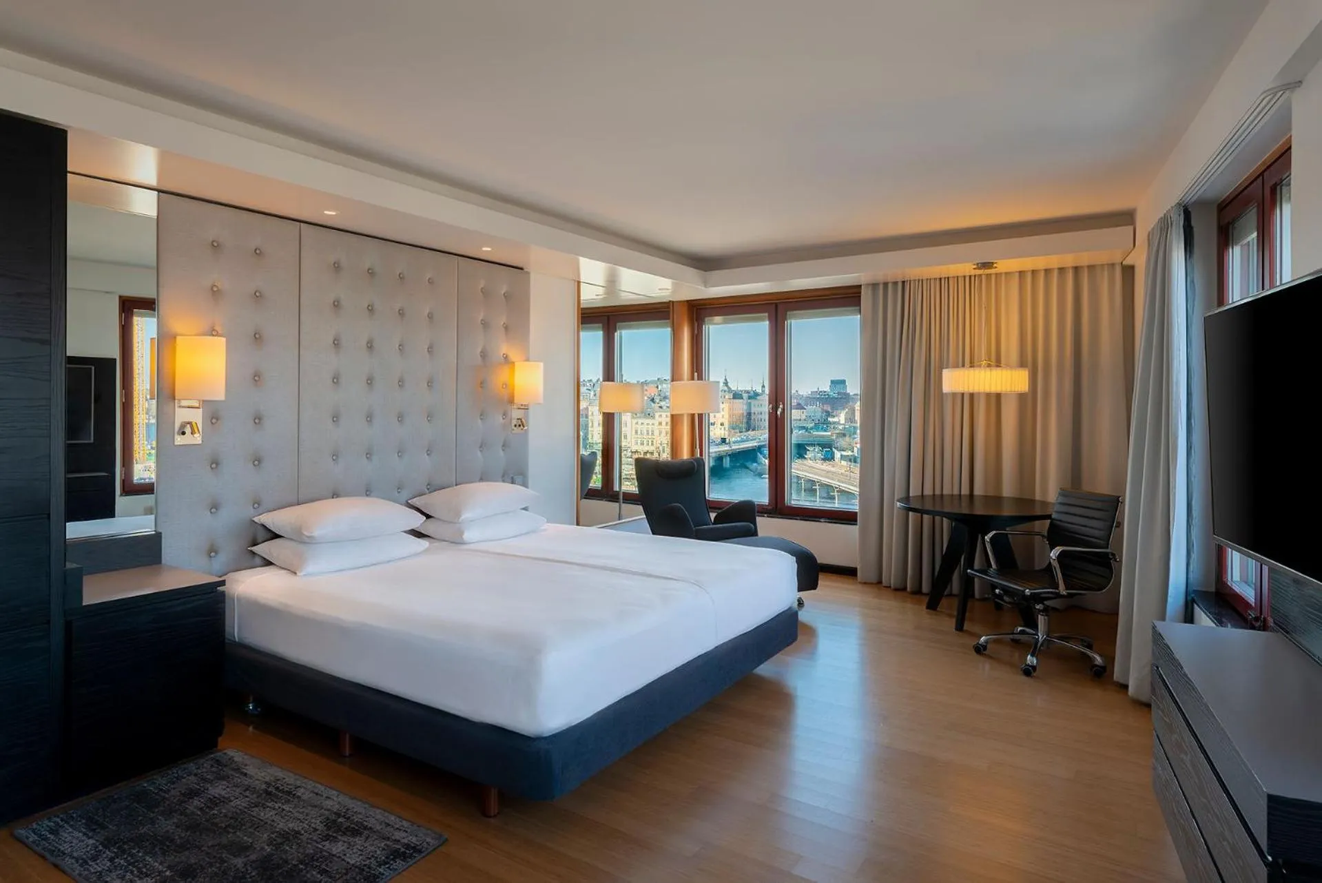 Photo of the whole room, Bed in Hilton Stockholm Slussen Hotel