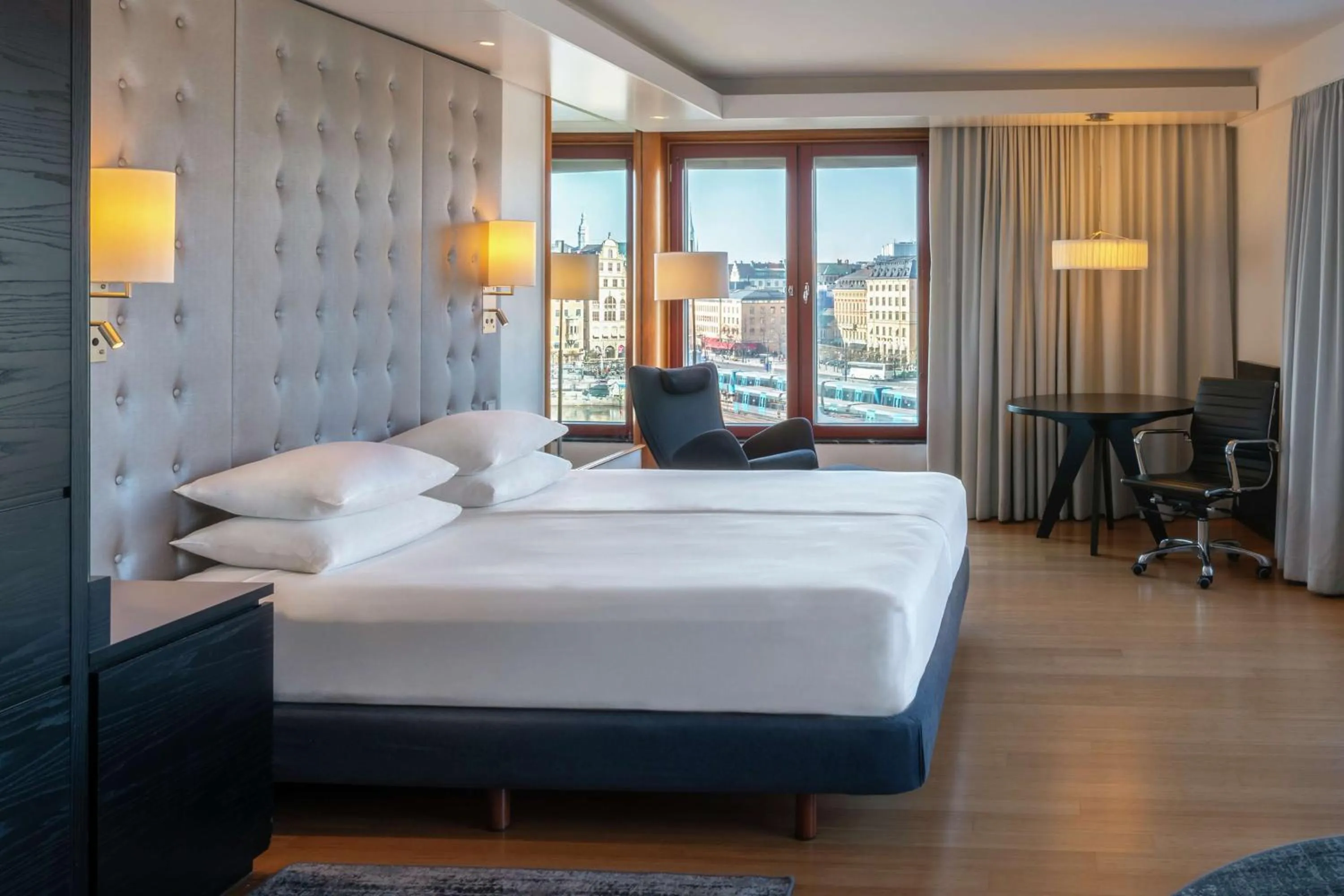 Bedroom, Bed in Hilton Stockholm Slussen Hotel