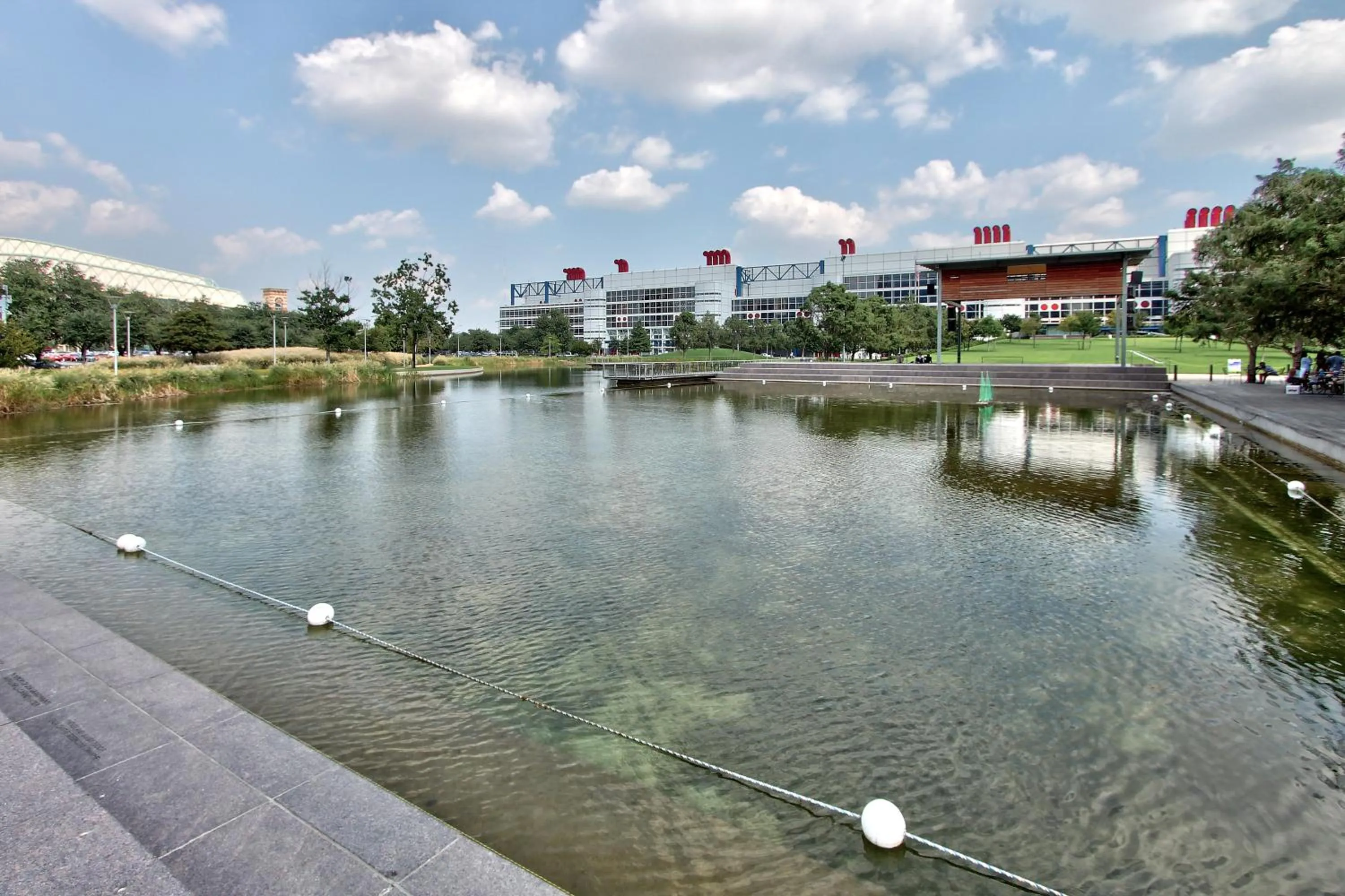 Area and facilities in Holiday Inn Express Hotel & Suites Houston-Downtown Convention Center by IHG