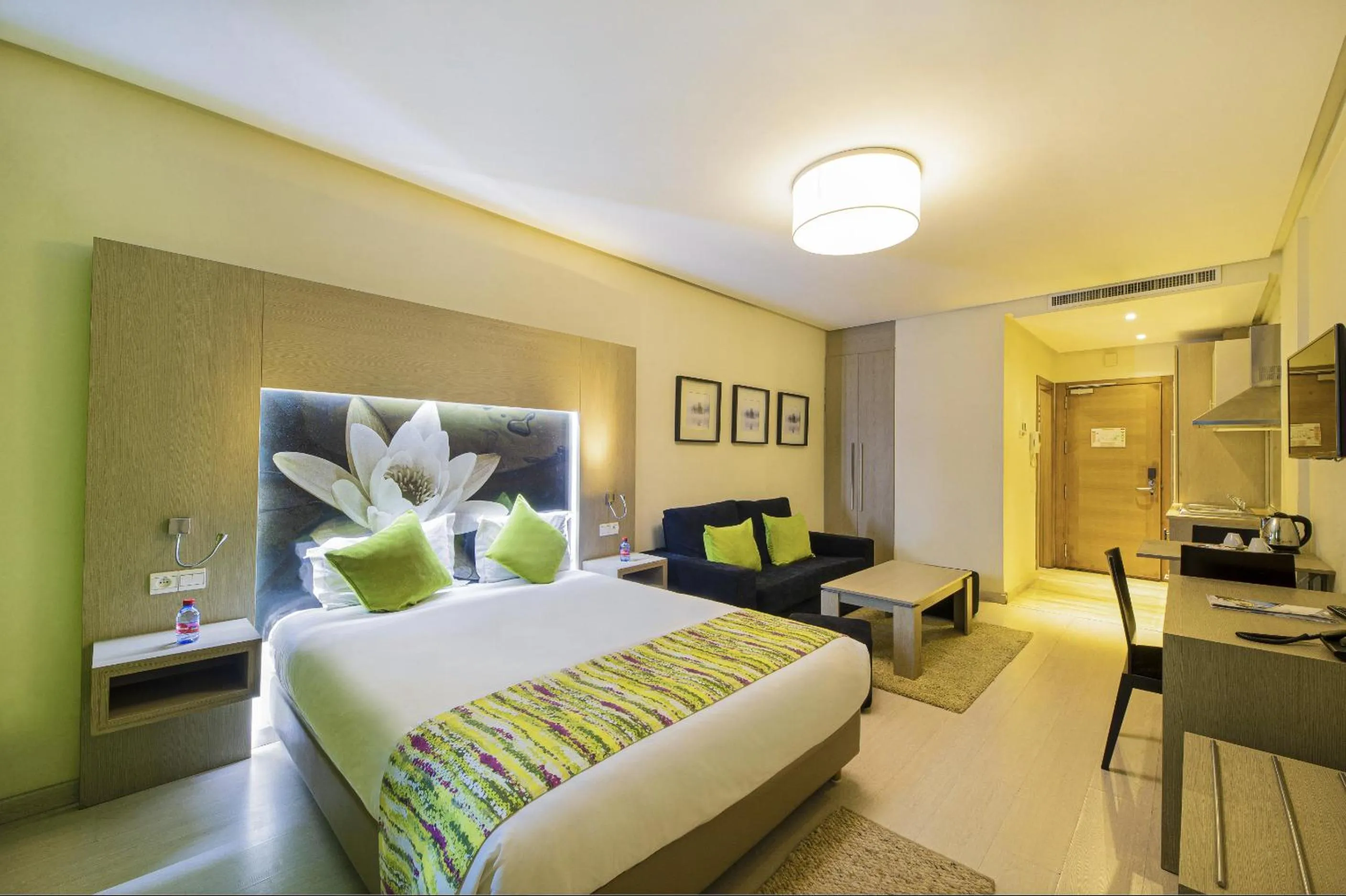 Photo of the whole room, Bed in Melliber Appart Hotel