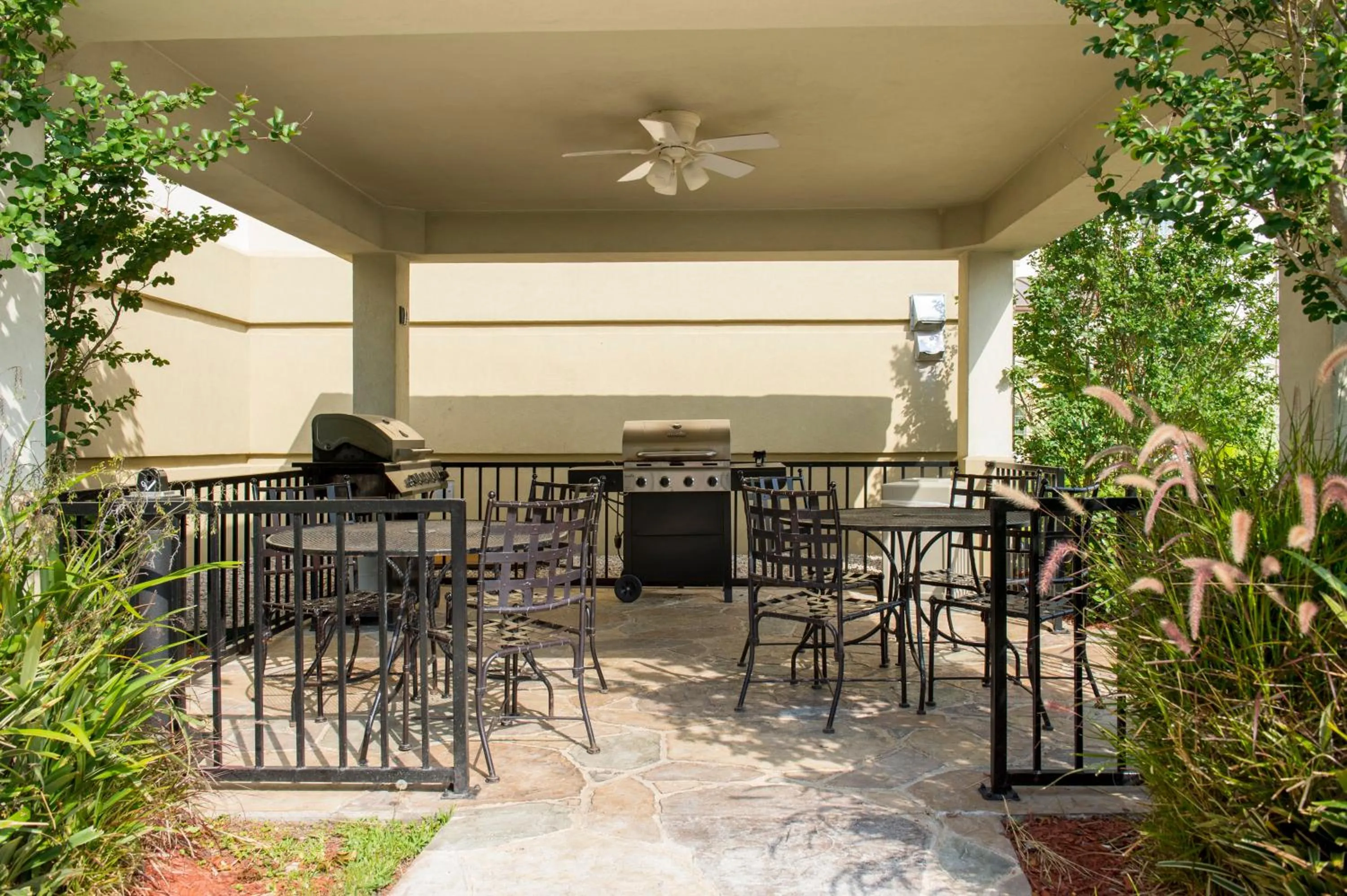 Lobby or reception in Candlewood Suites Houston Medical Center by IHG