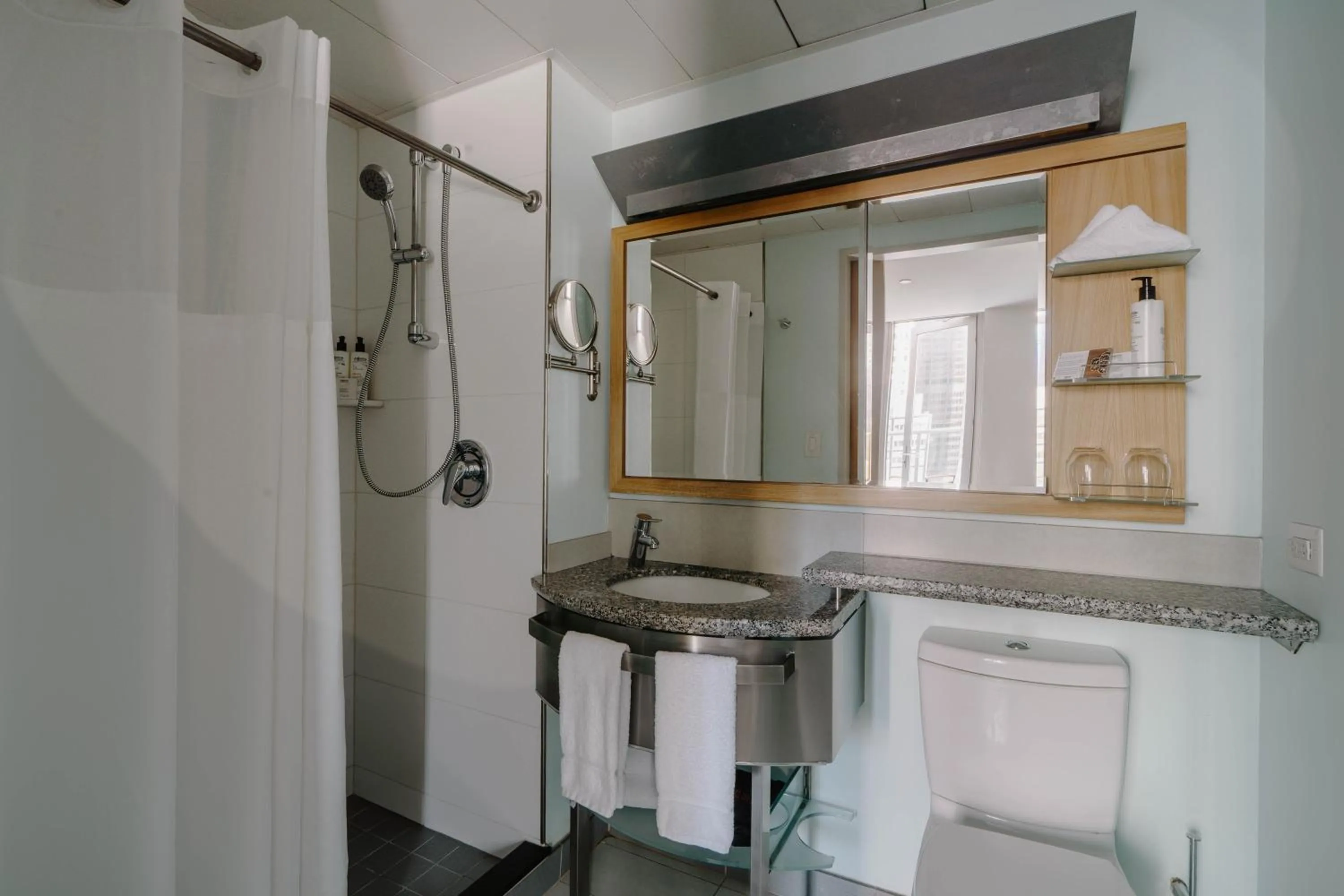 Bathroom in World Center Hotel