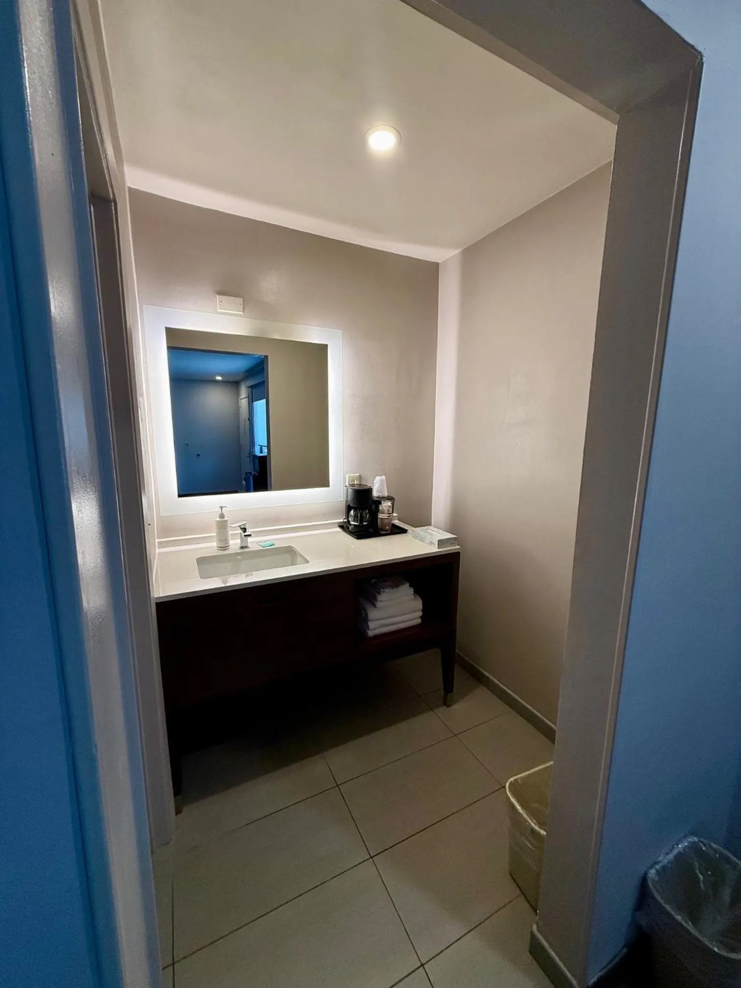 Bathroom in Heritage Inn San Diego