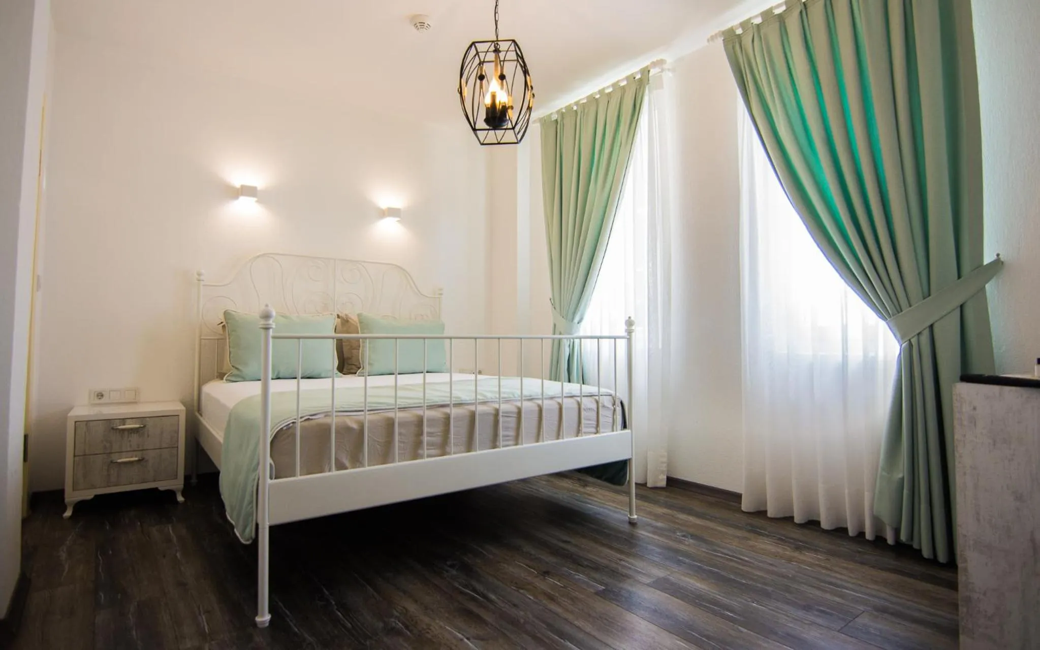 Photo of the whole room, Bed in Faro Alacati