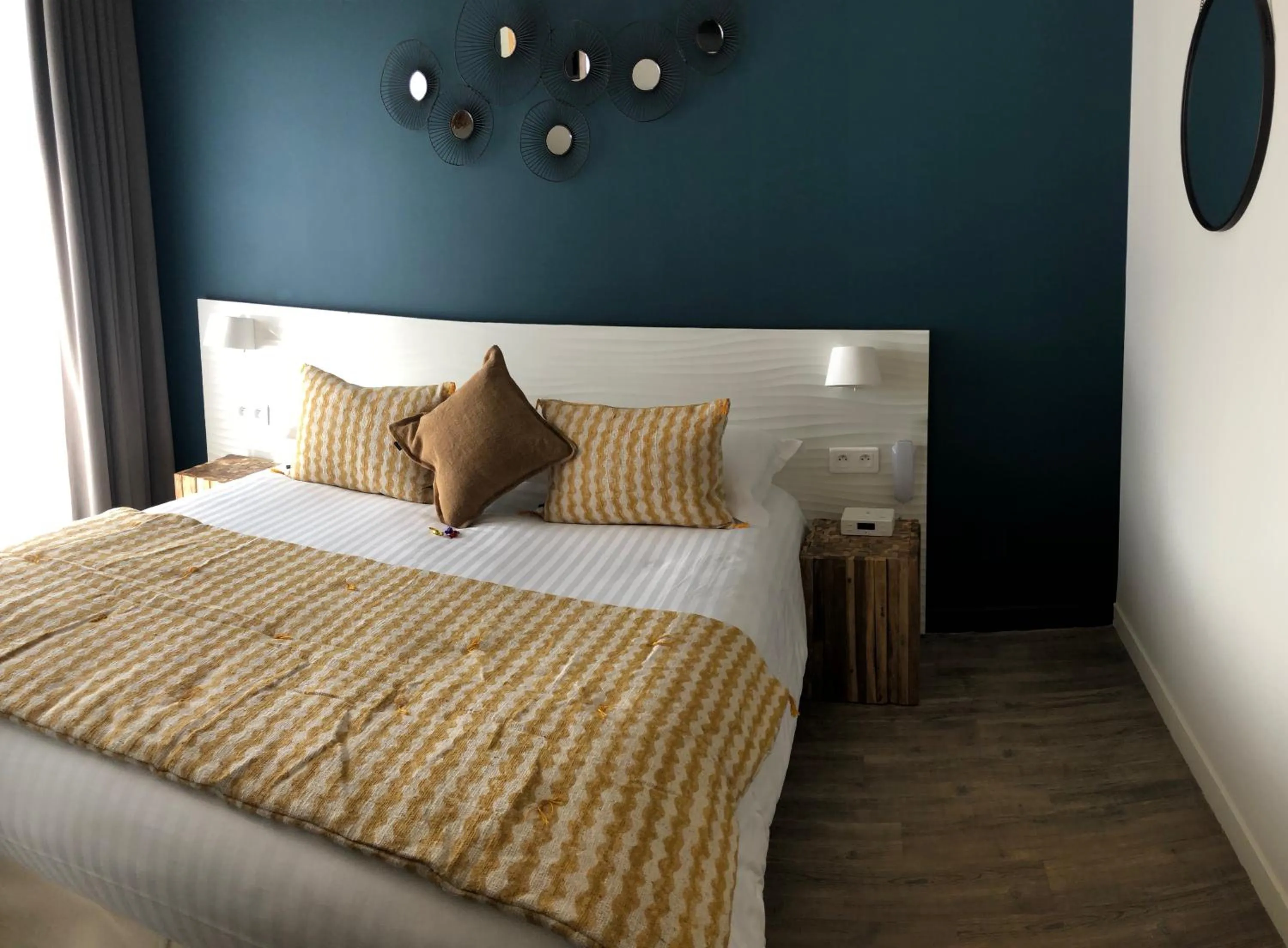 Bedroom, Bed in Boutique Hotel & Spa la Villa Cap Ferrat