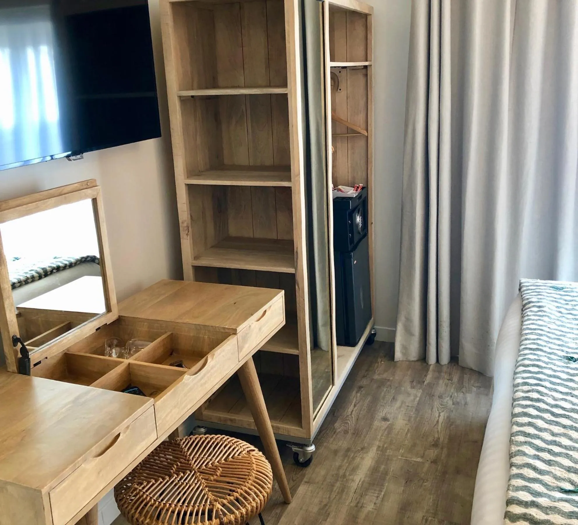 Photo of the whole room, Bed in Boutique Hotel & Spa la Villa Cap Ferrat