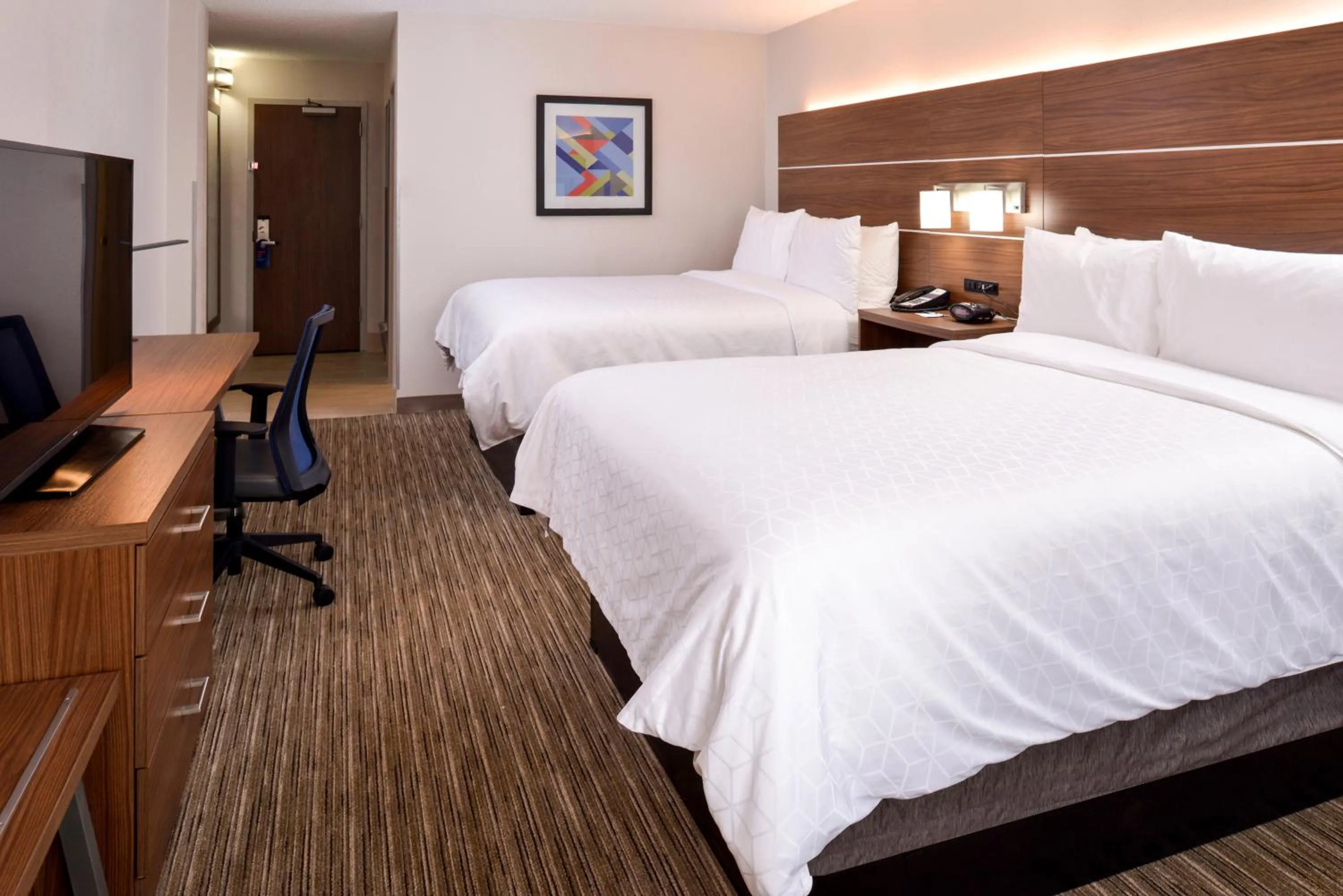 Photo of the whole room, Bed in Holiday Inn Express Towson- Baltimore North by IHG