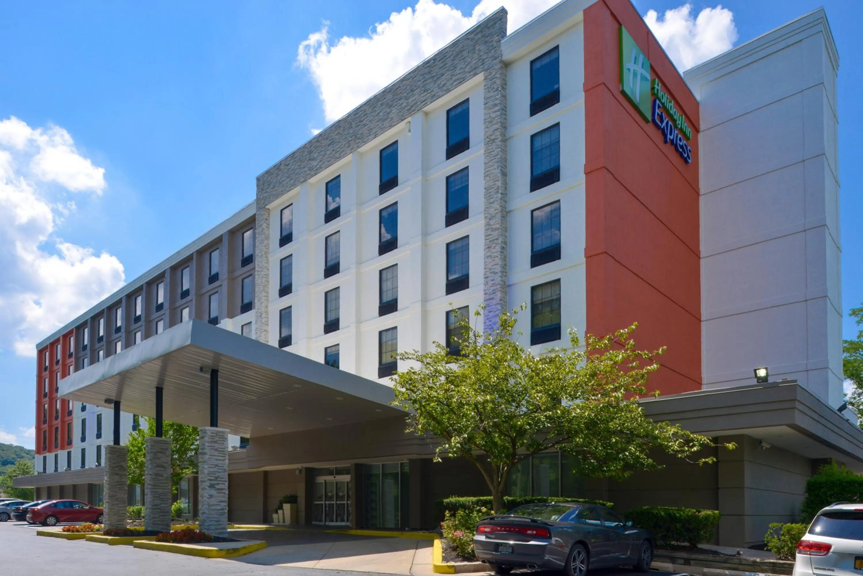 Property building in Holiday Inn Express Towson- Baltimore North by IHG