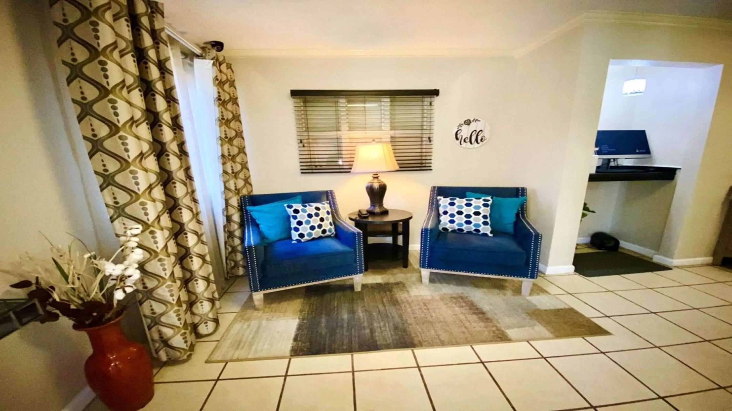 Lobby or reception in Sonesta Simply Suites Houston CityCentre I-10 West