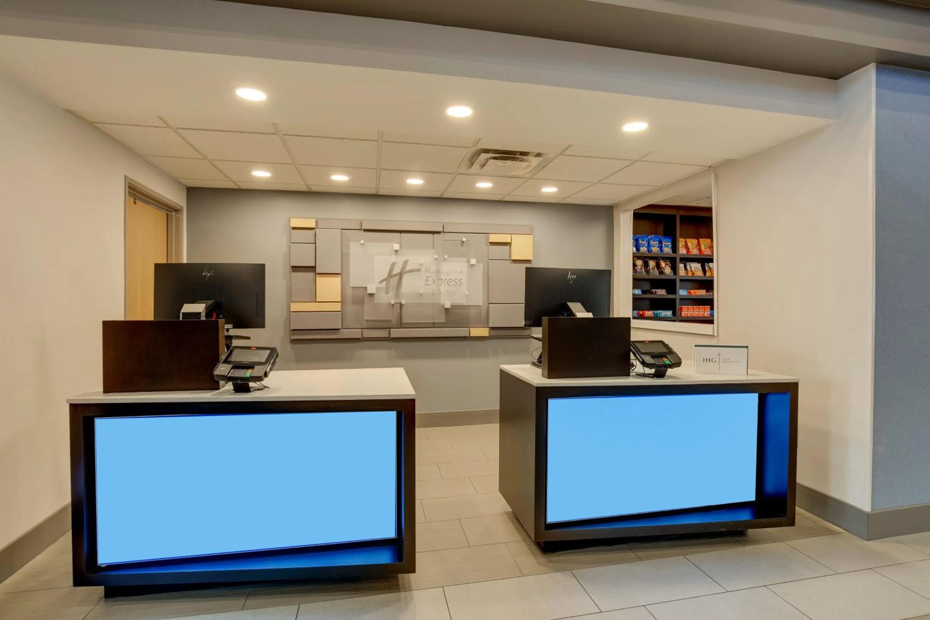 Property building in Holiday Inn Express I-95 Capitol Beltway - Largo by IHG