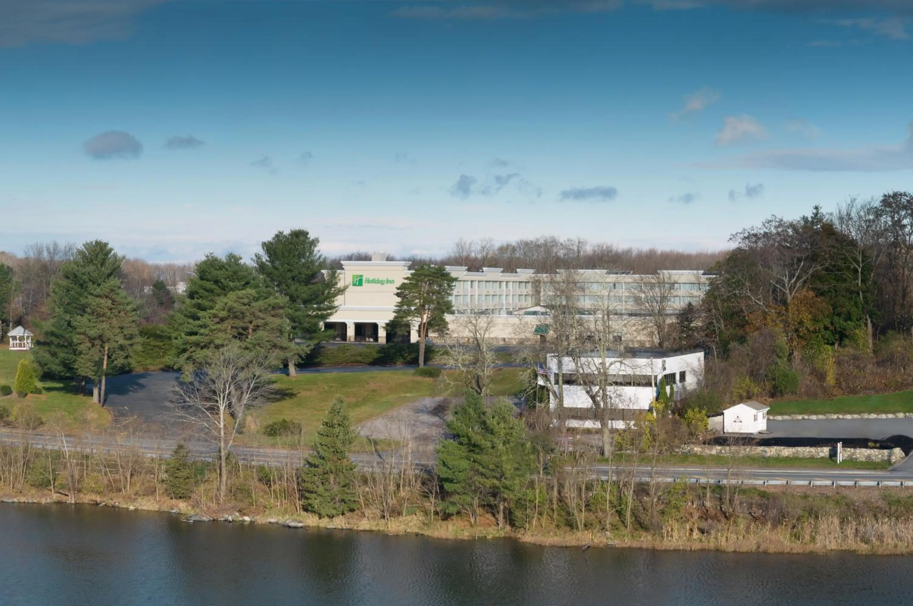 Property building in Holiday Inn & Suites Marlborough, an IHG Hotel 