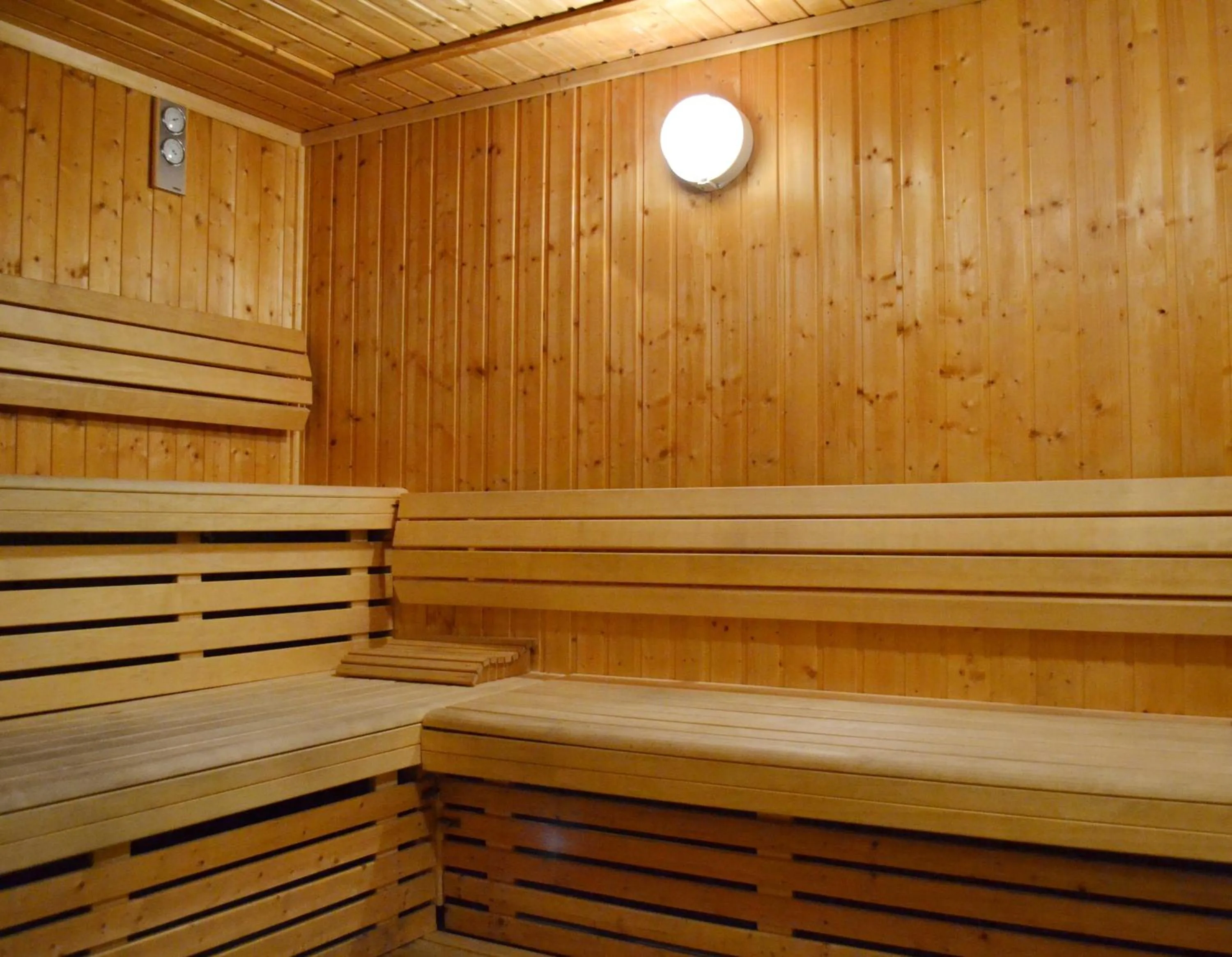 Sauna in Holiday Villa Hotel & Residence City Centre Doha