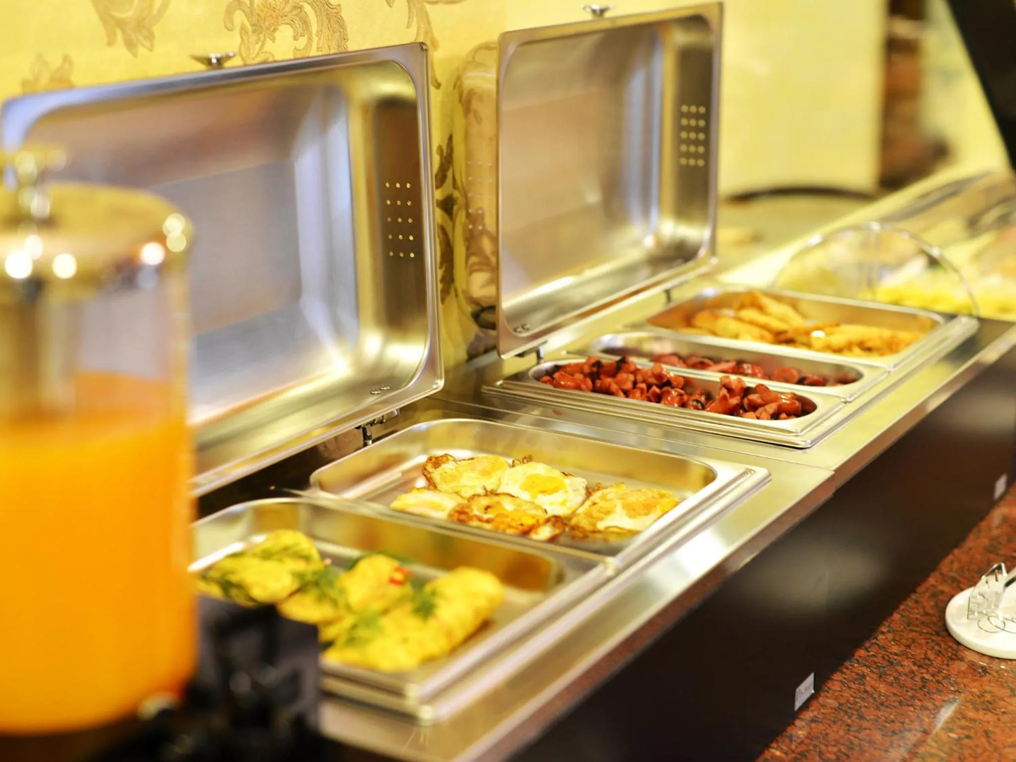 Restaurant/places to eat in Hotel Austria