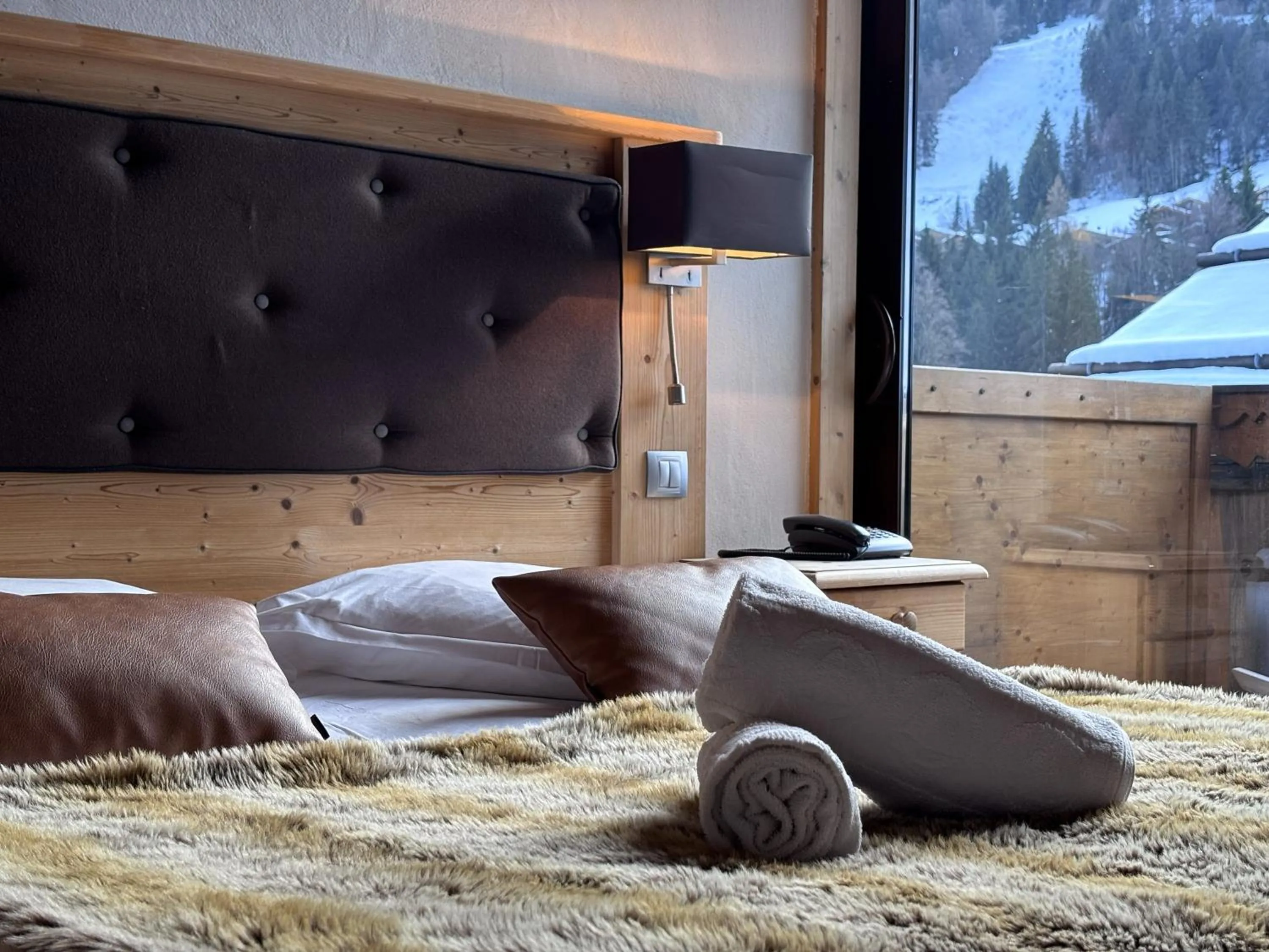 Bed in Hôtel Les Airelles