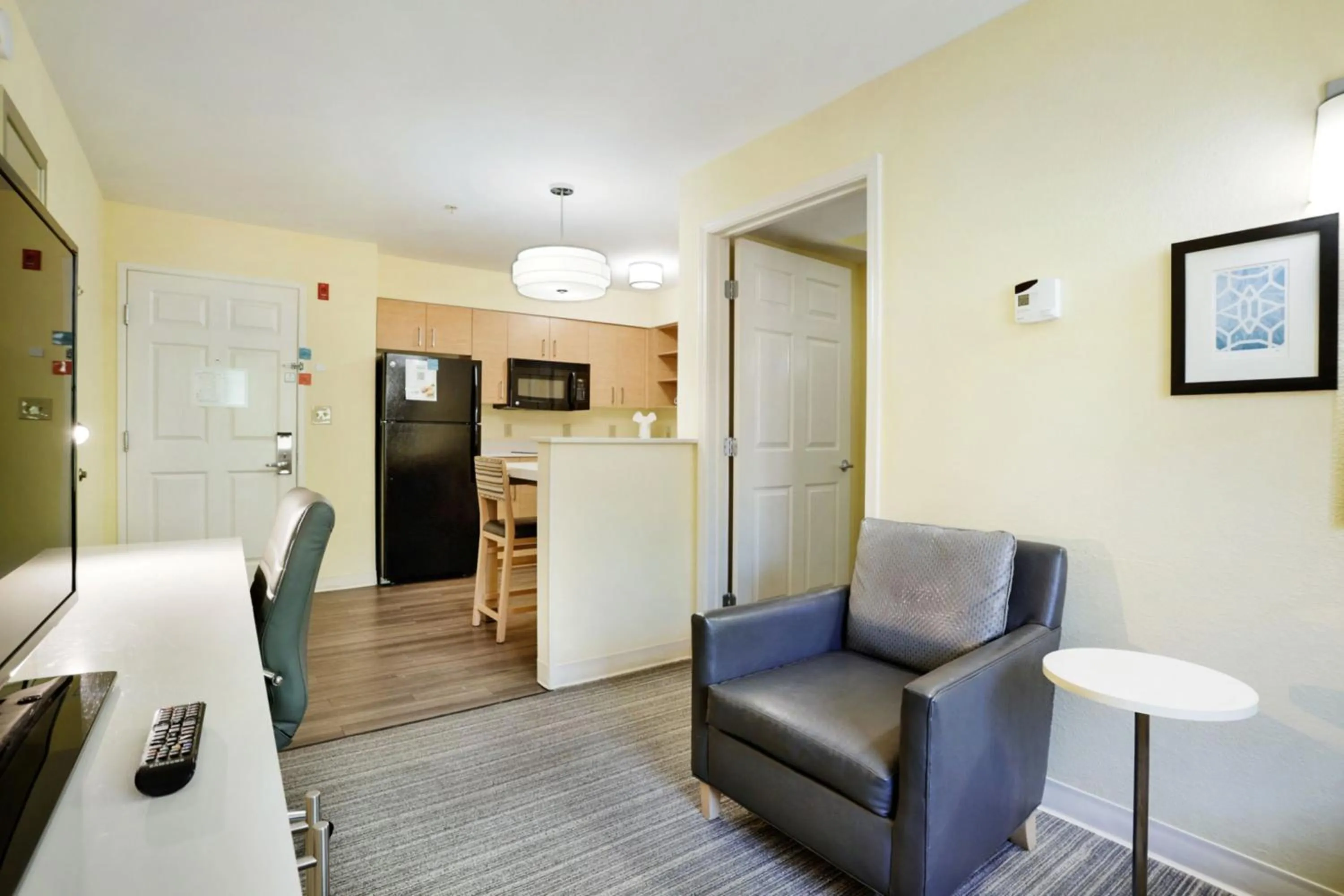 Photo of the whole room in Staybridge Suites Columbia - Baltimore by IHG