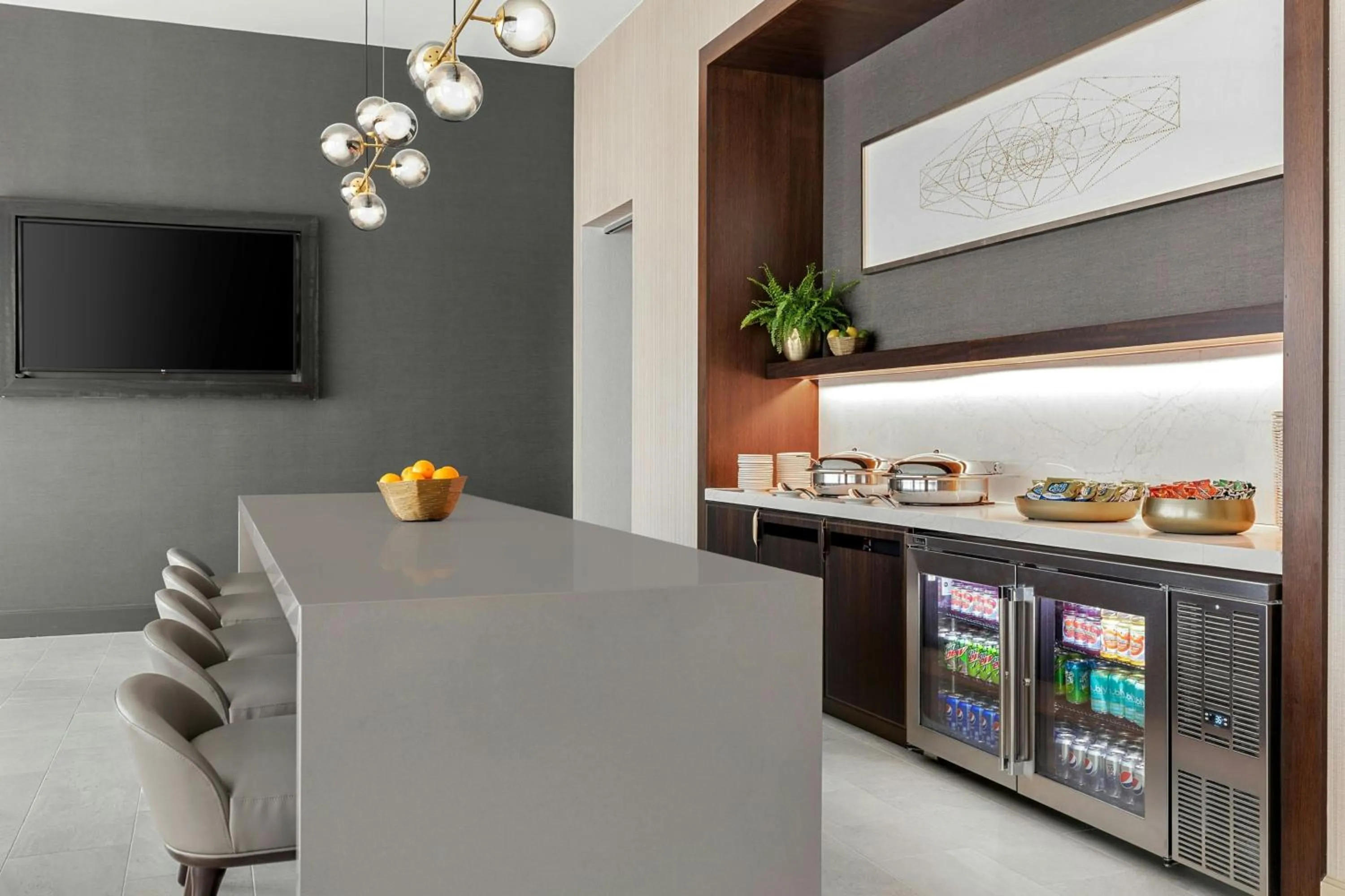 Lounge or bar in Marriott San Antonio Airport