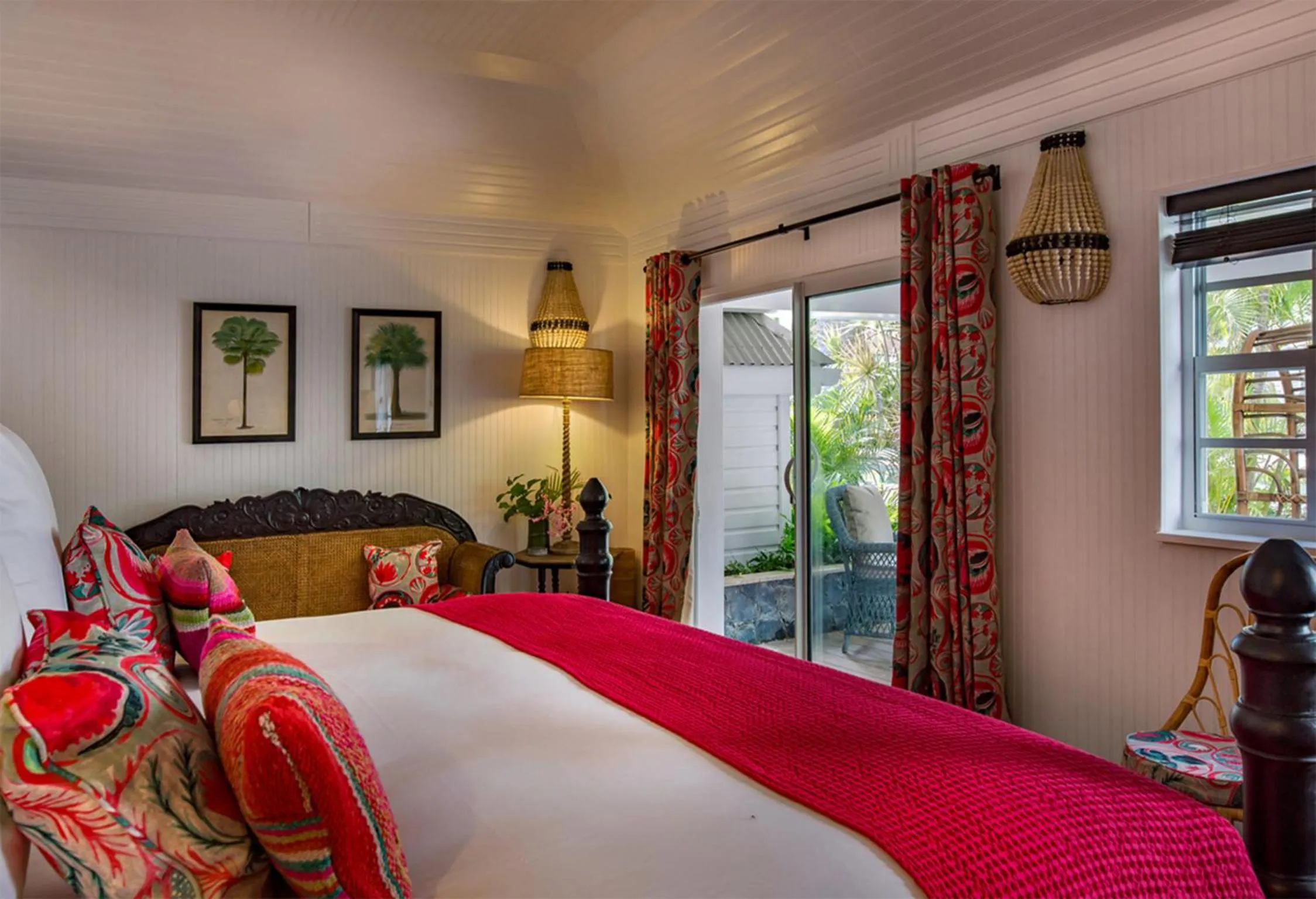 Seating area, Bed in GYP SEA Saint Barth