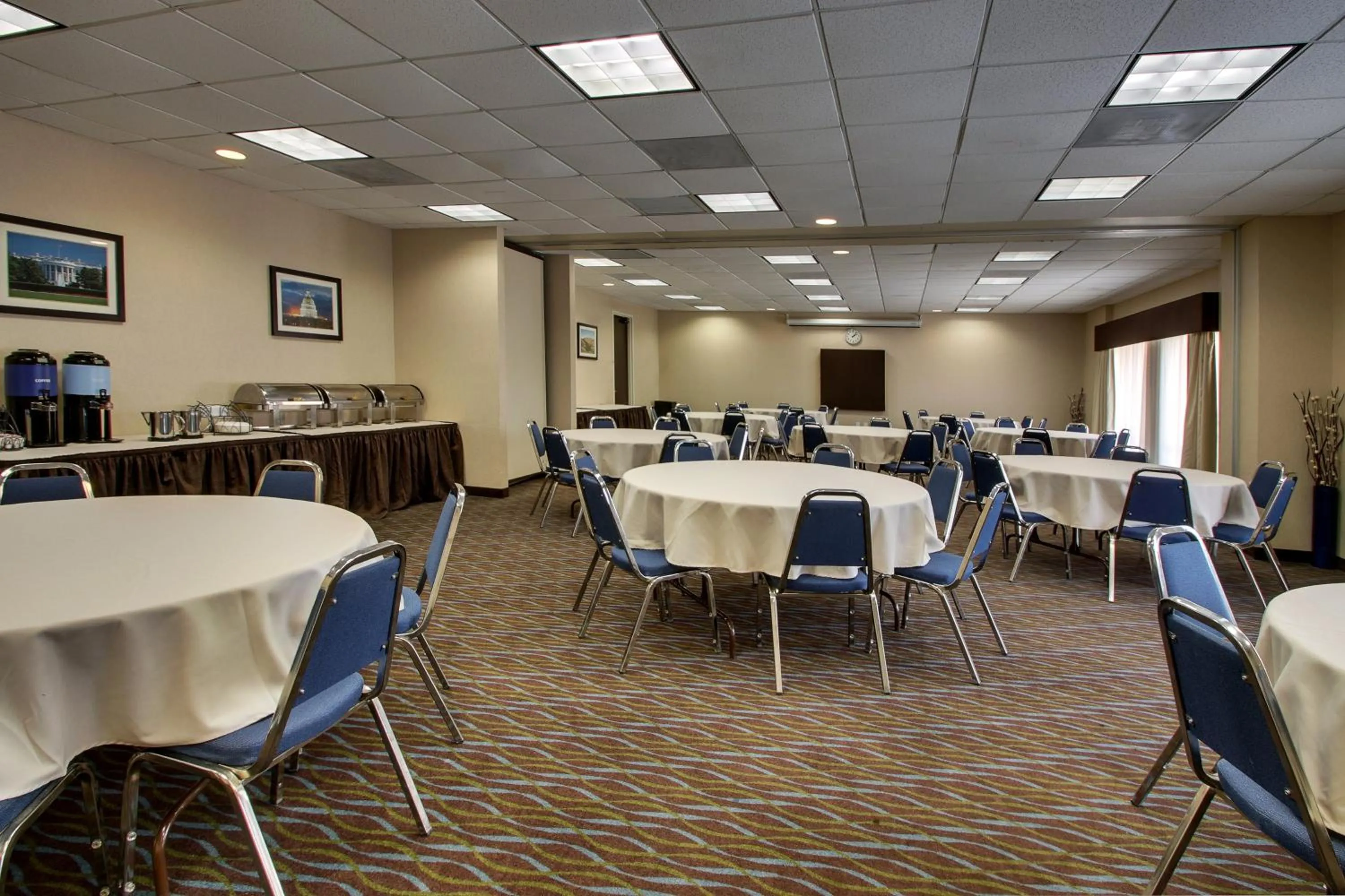 Meeting/conference room in Holiday Inn Express Baltimore BWI Airport West by IHG