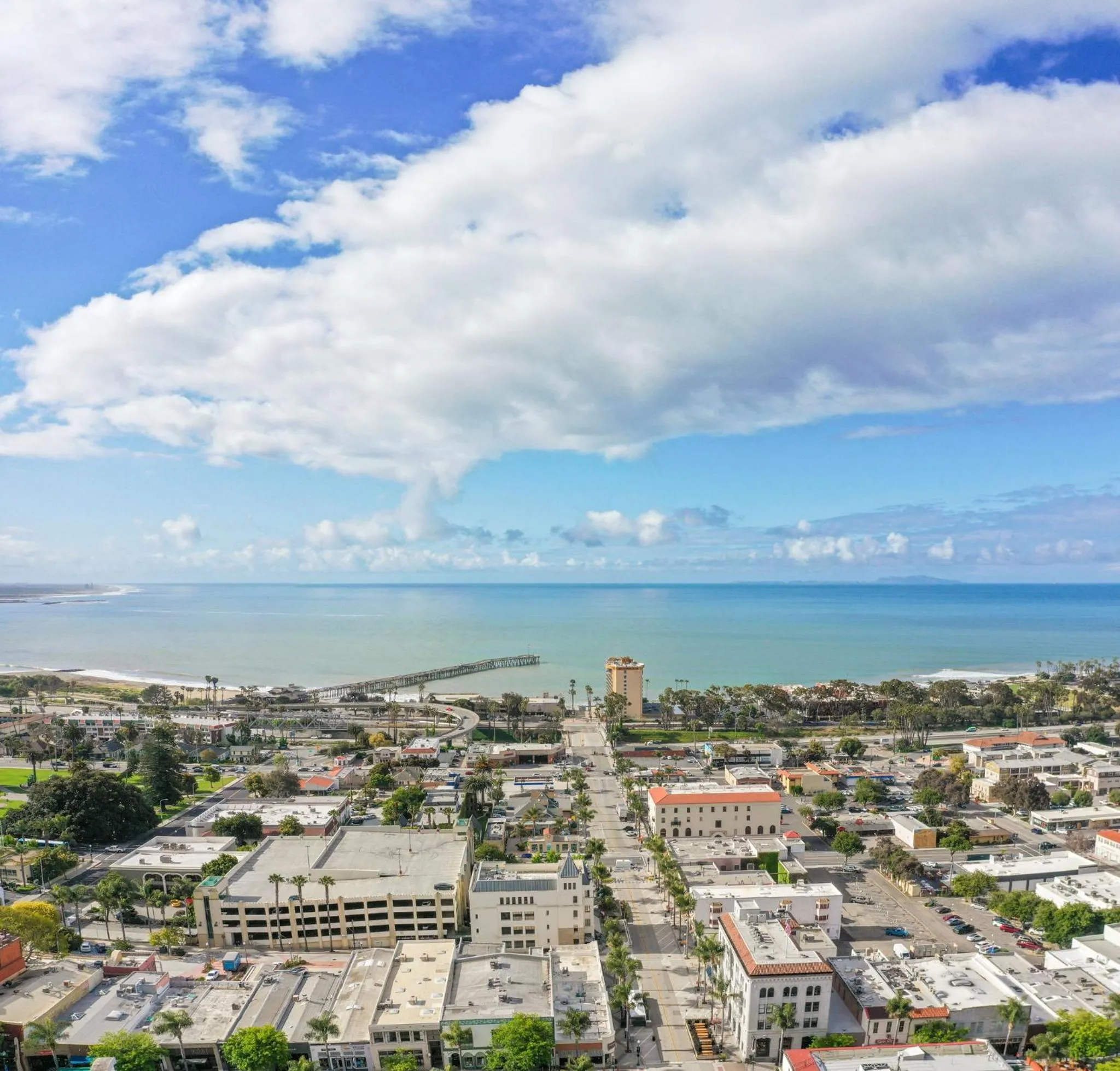 Nearby landmark in Crowne Plaza Ventura Beach by IHG