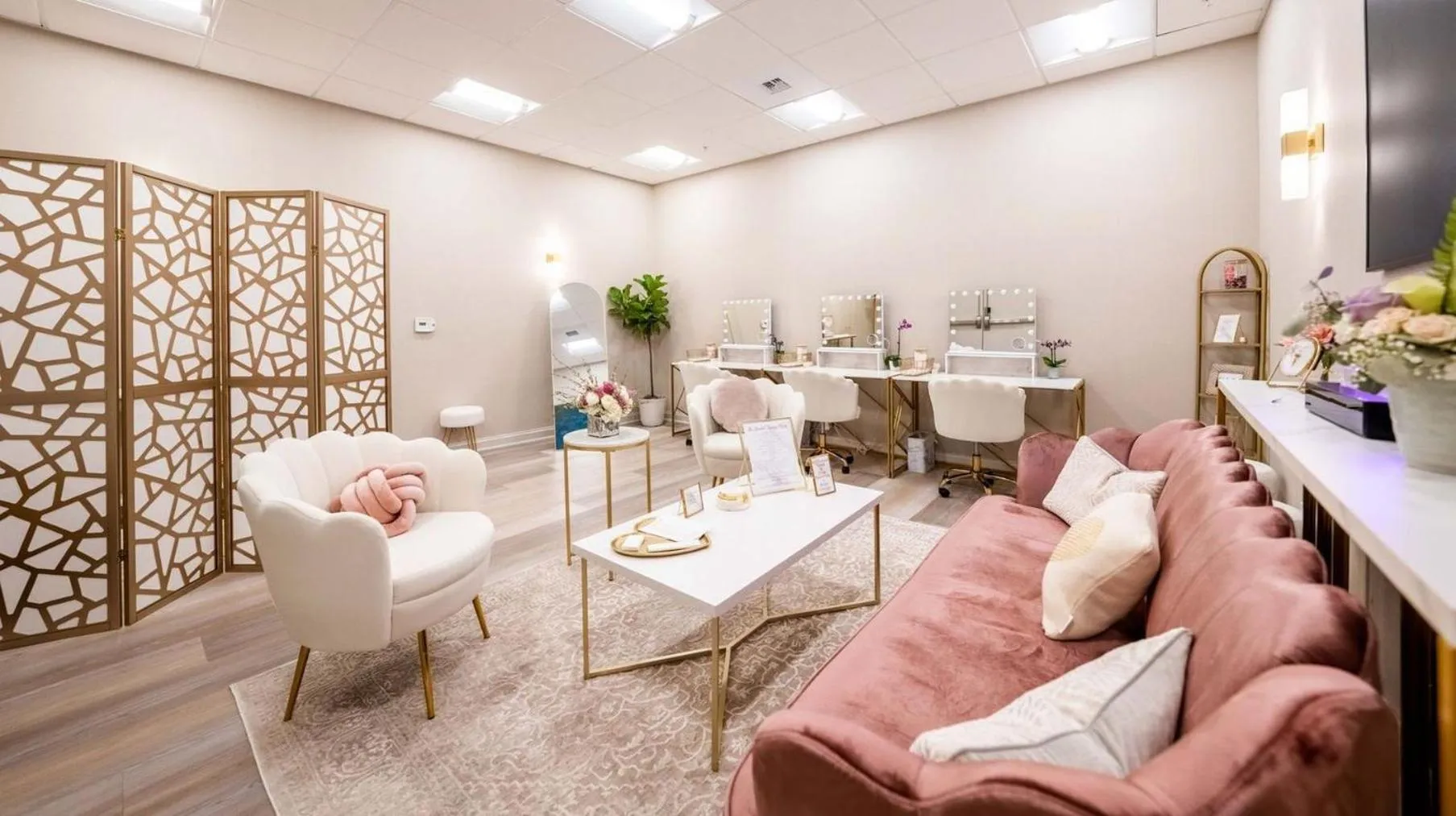 Meeting/conference room in Crowne Plaza Ventura Beach by IHG