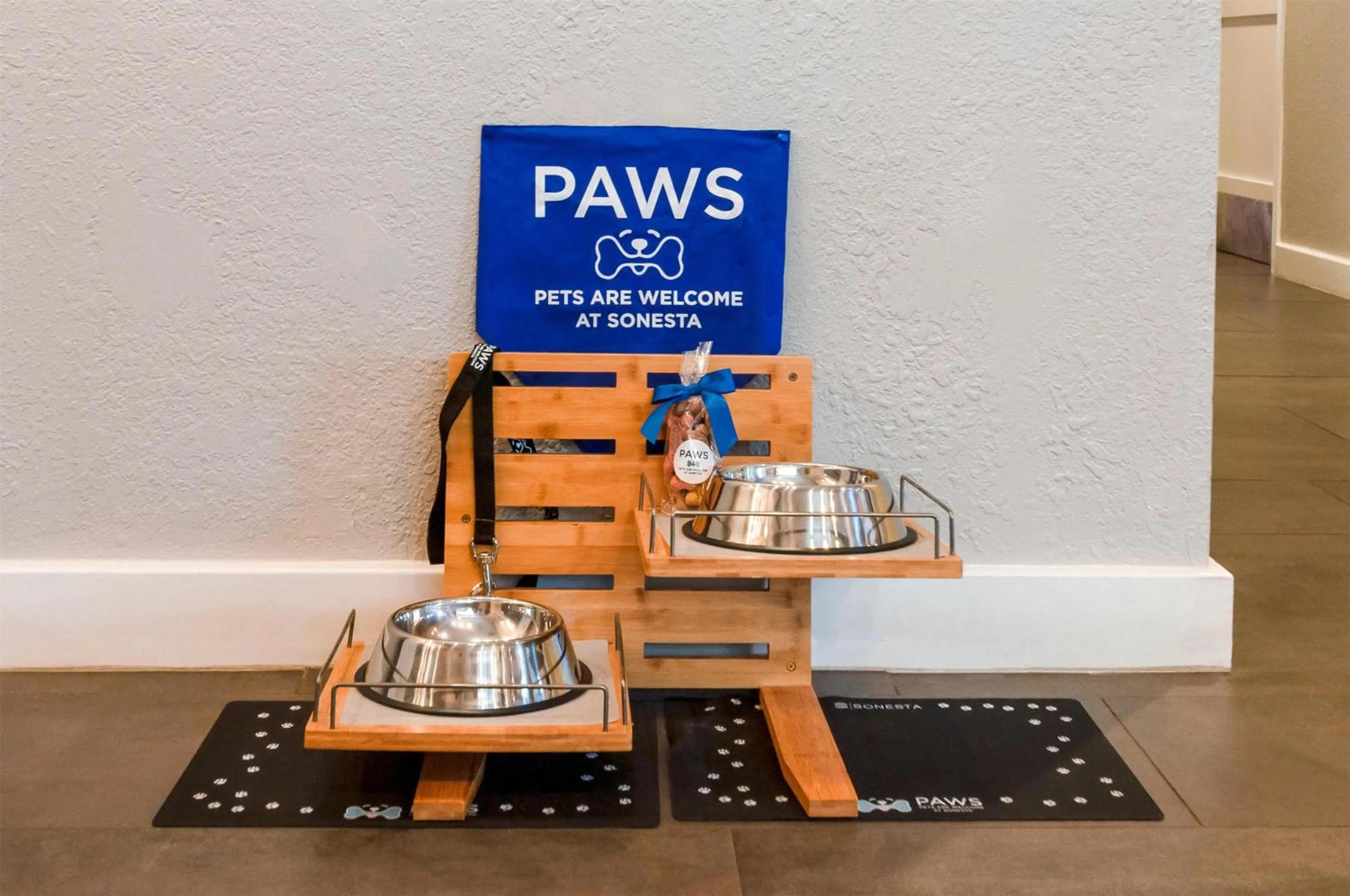 Property building in Sonesta Simply Suites Boston Burlington