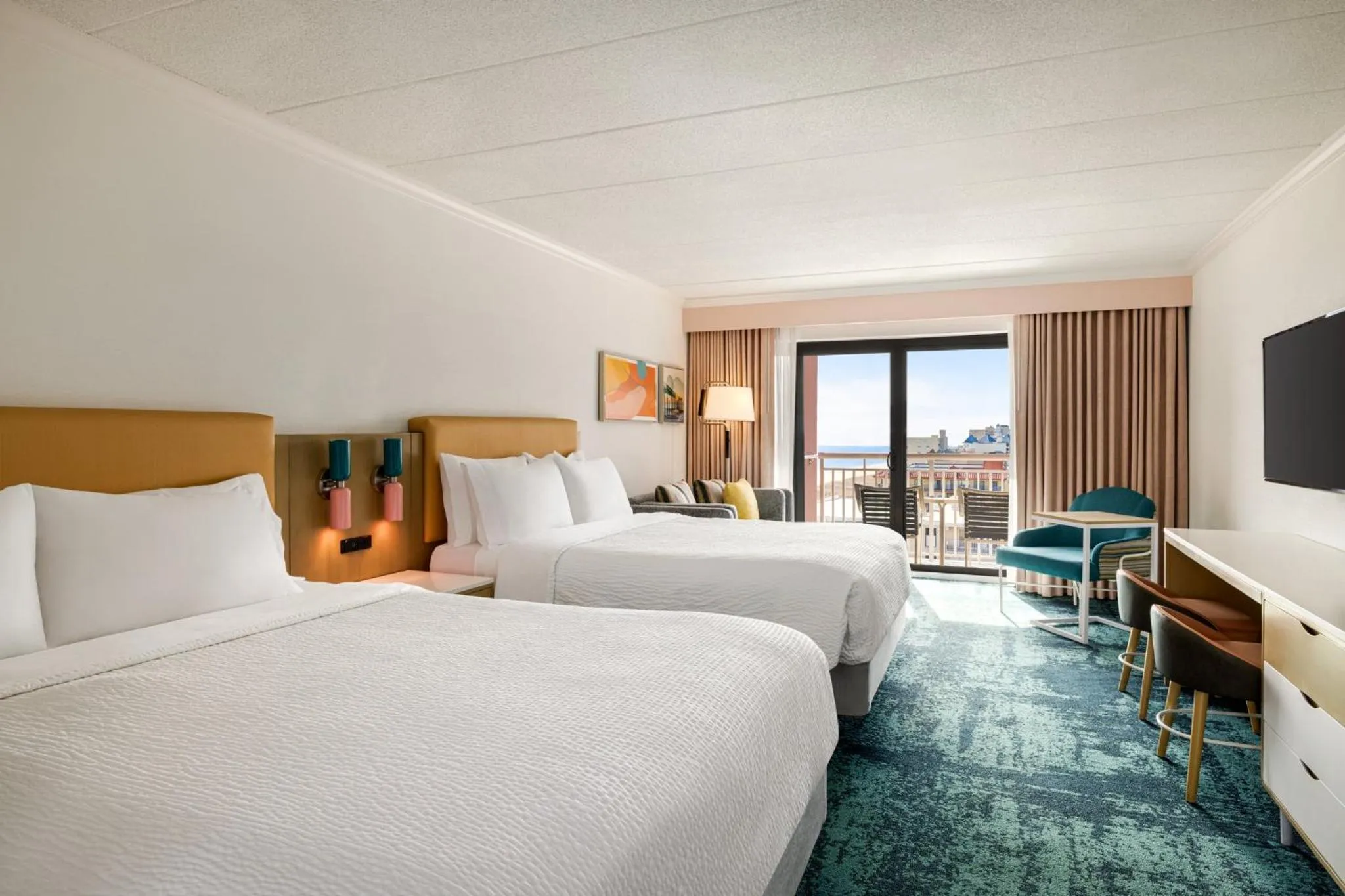 Photo of the whole room, Bed in Holiday Inn Ocean City by IHG