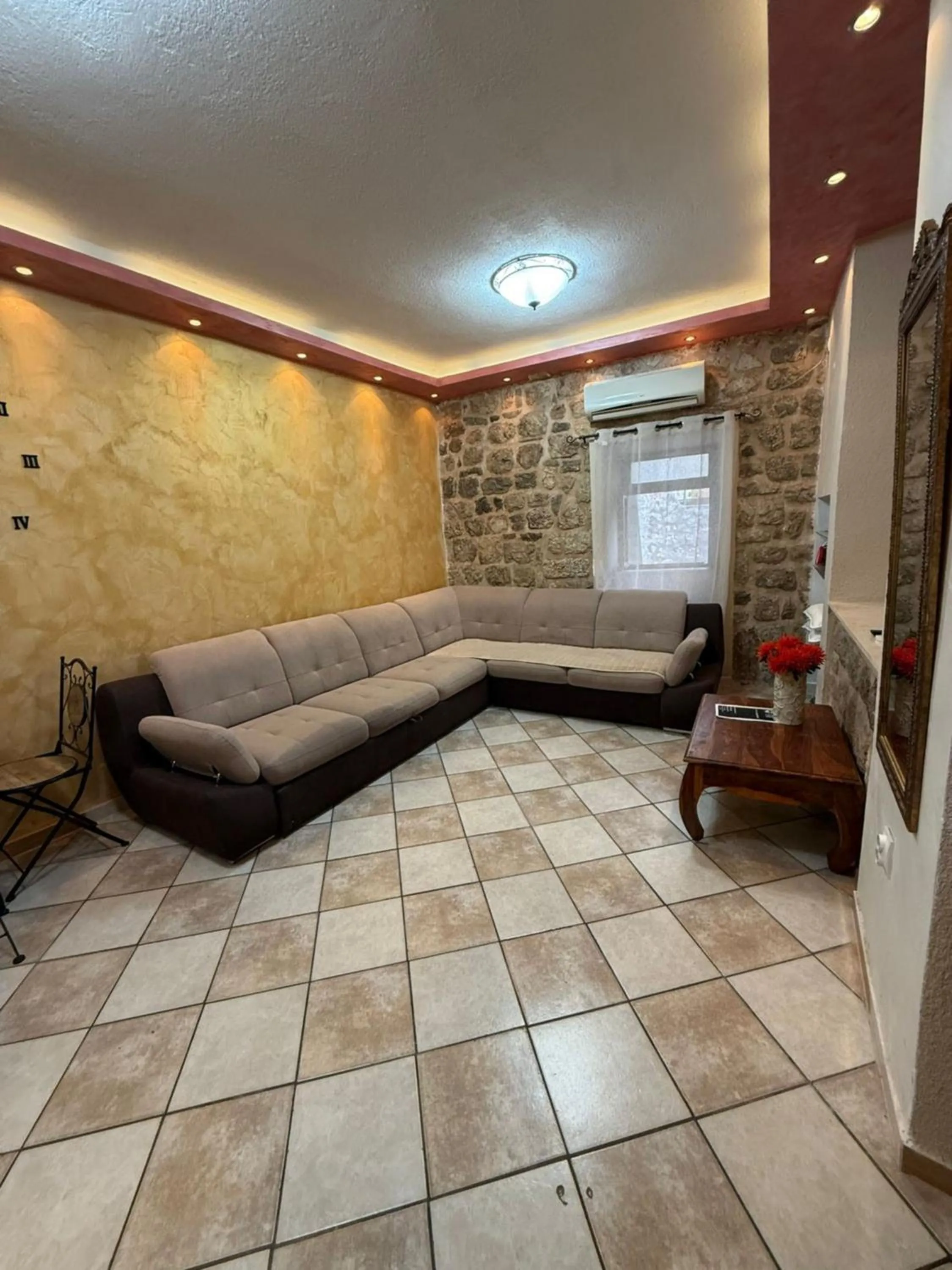 Living room in Athos Guesthouse