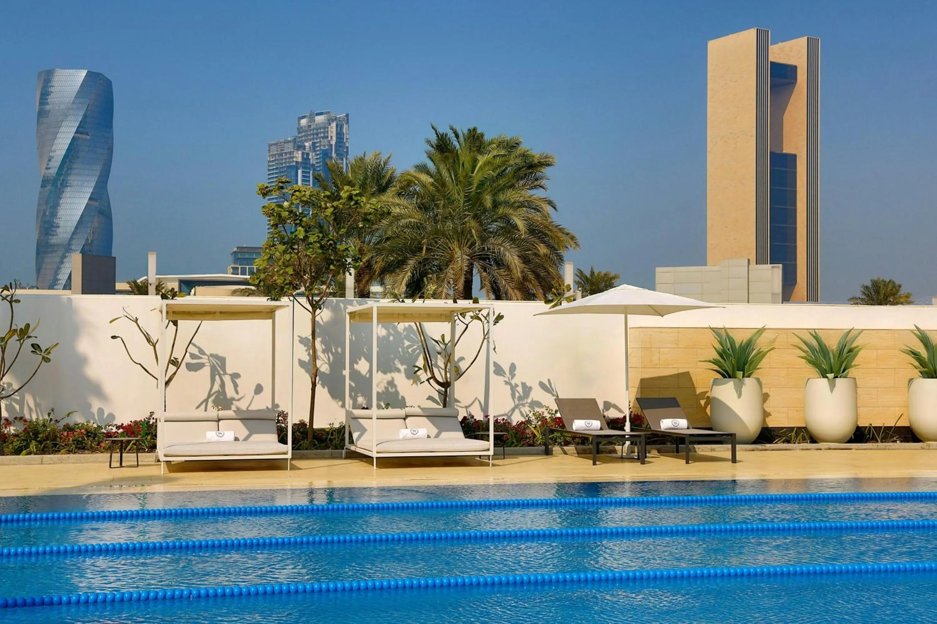 Swimming pool in Sheraton Bahrain Hotel