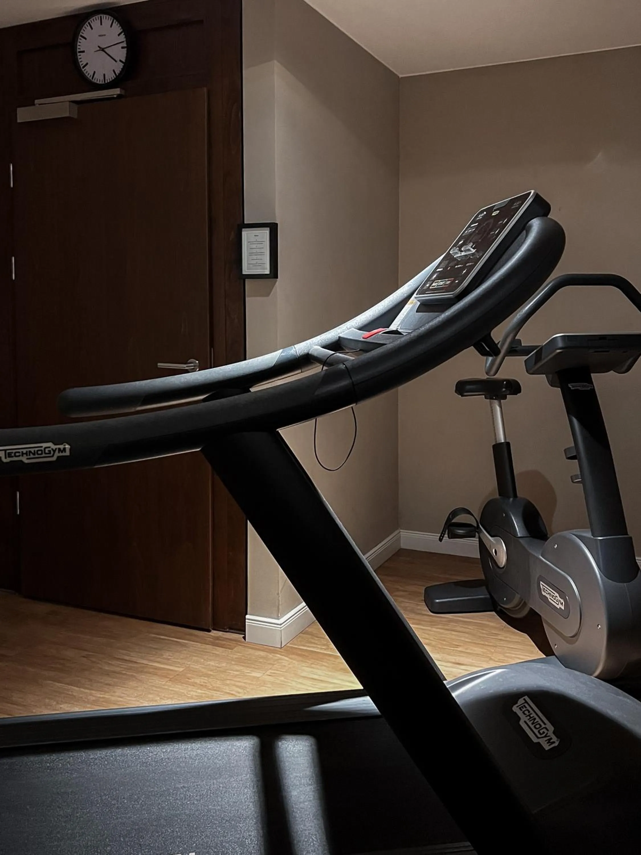 ADELANTE Boutique Hotel