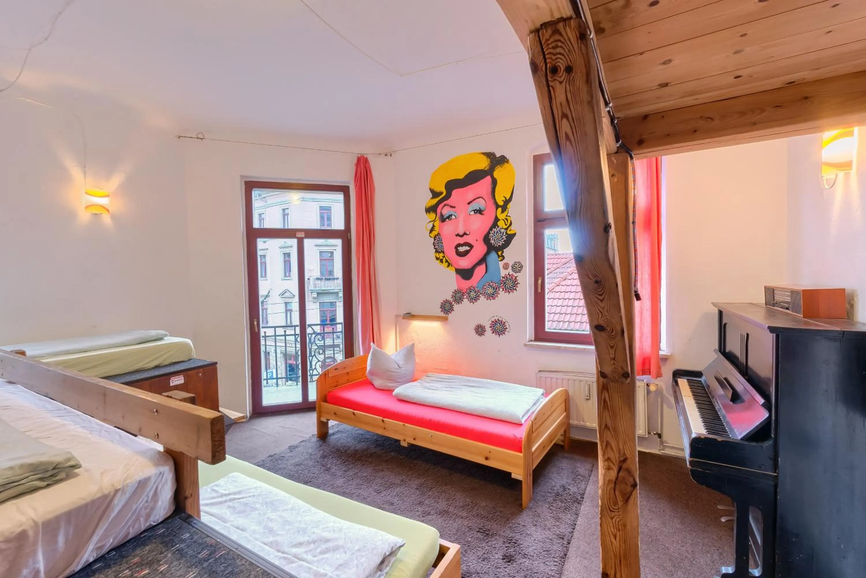 Bed in Hostel Lollis Homestay Dresden