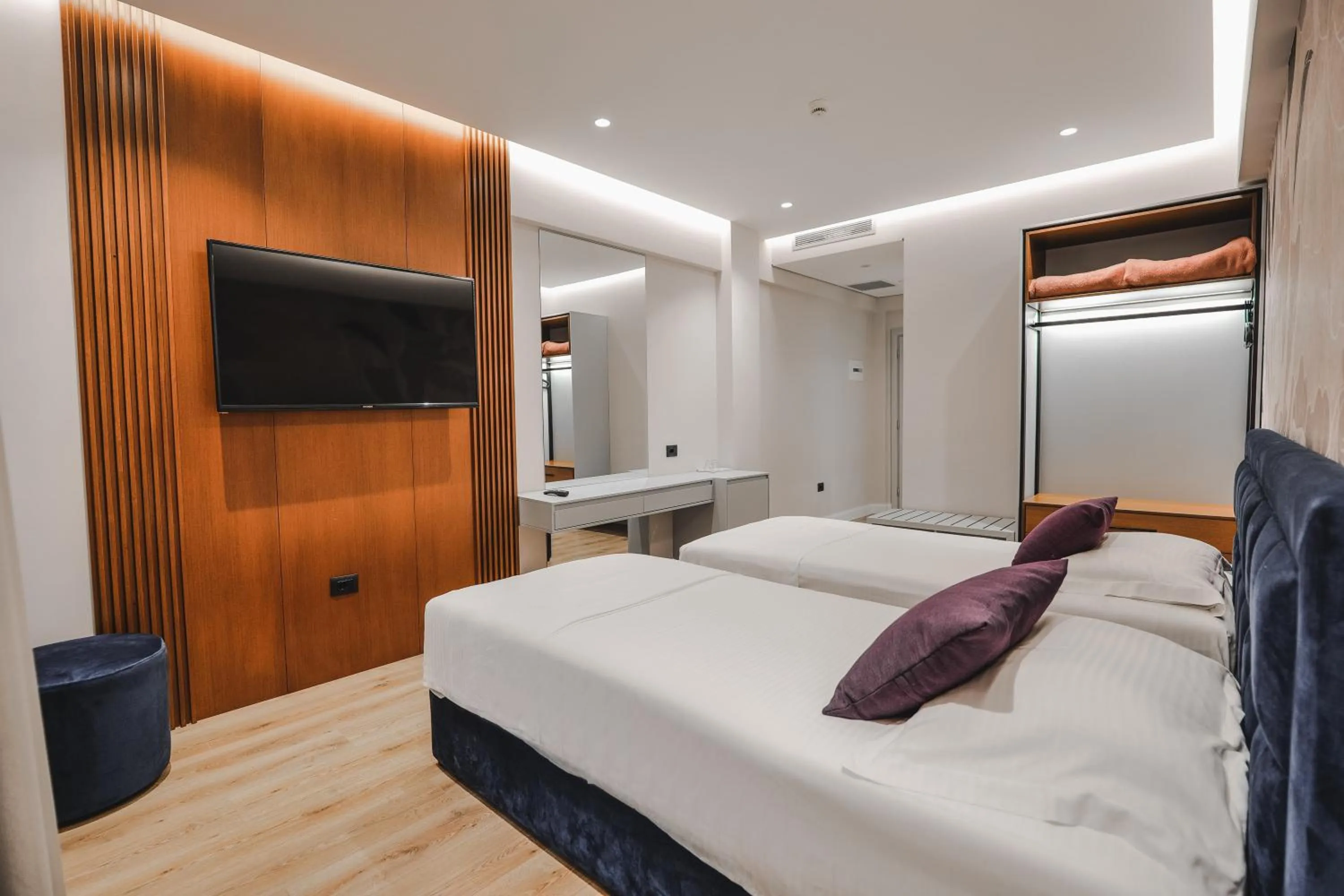 Photo of the whole room in Hotel Oasis