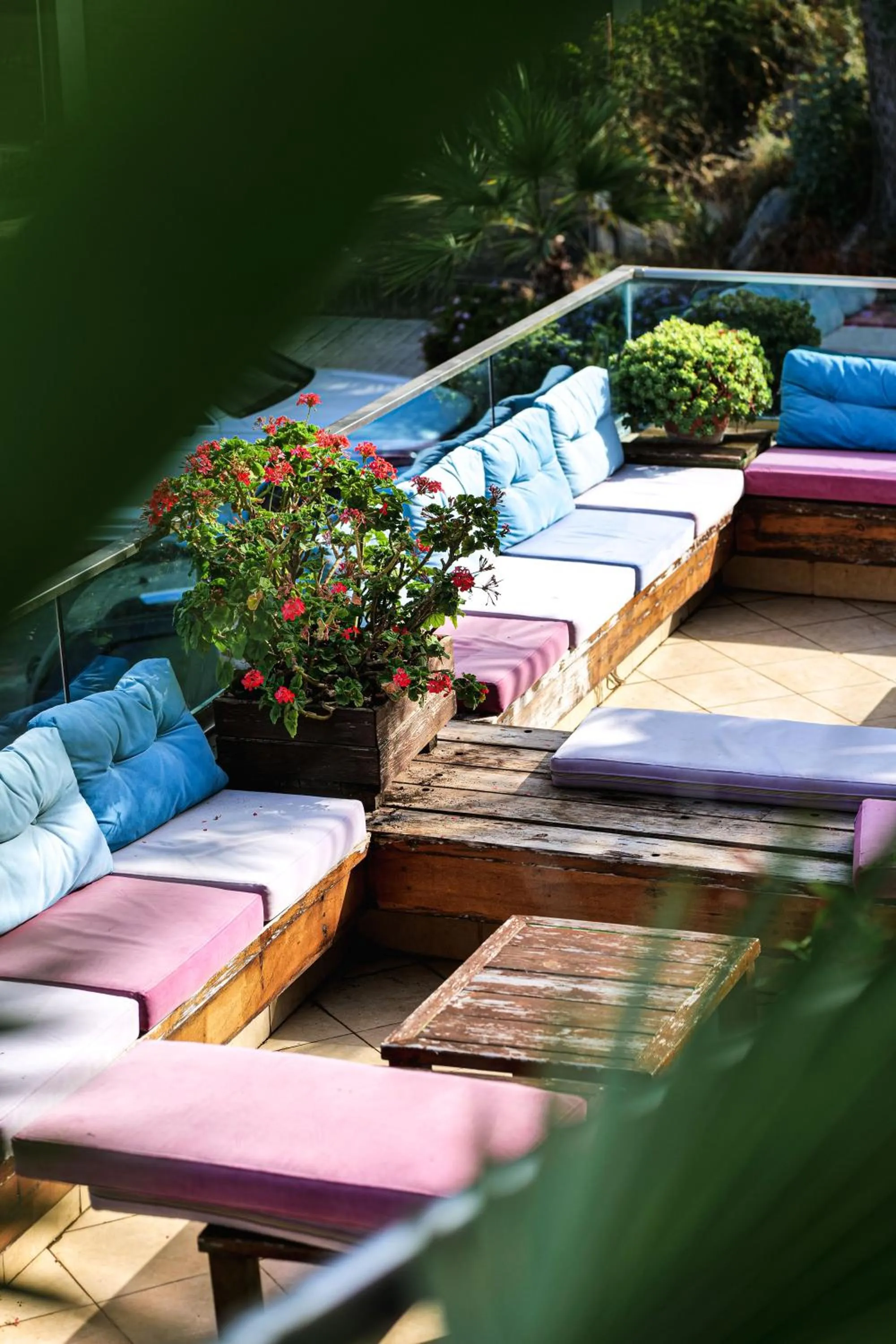 Seating area in Hotel Oasis
