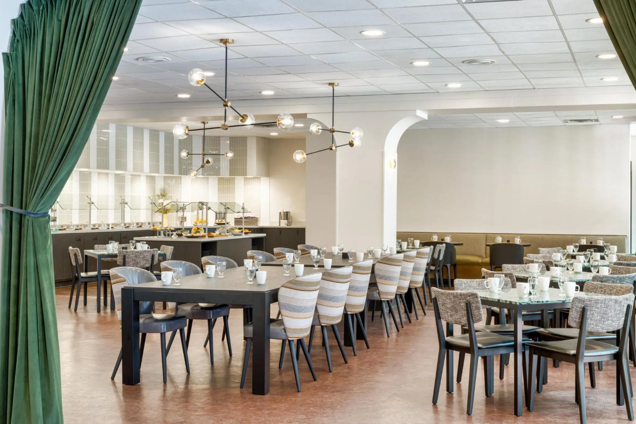 Restaurant/places to eat in Crowne Plaza Indianapolis-Dwtn-Union Stn by IHG