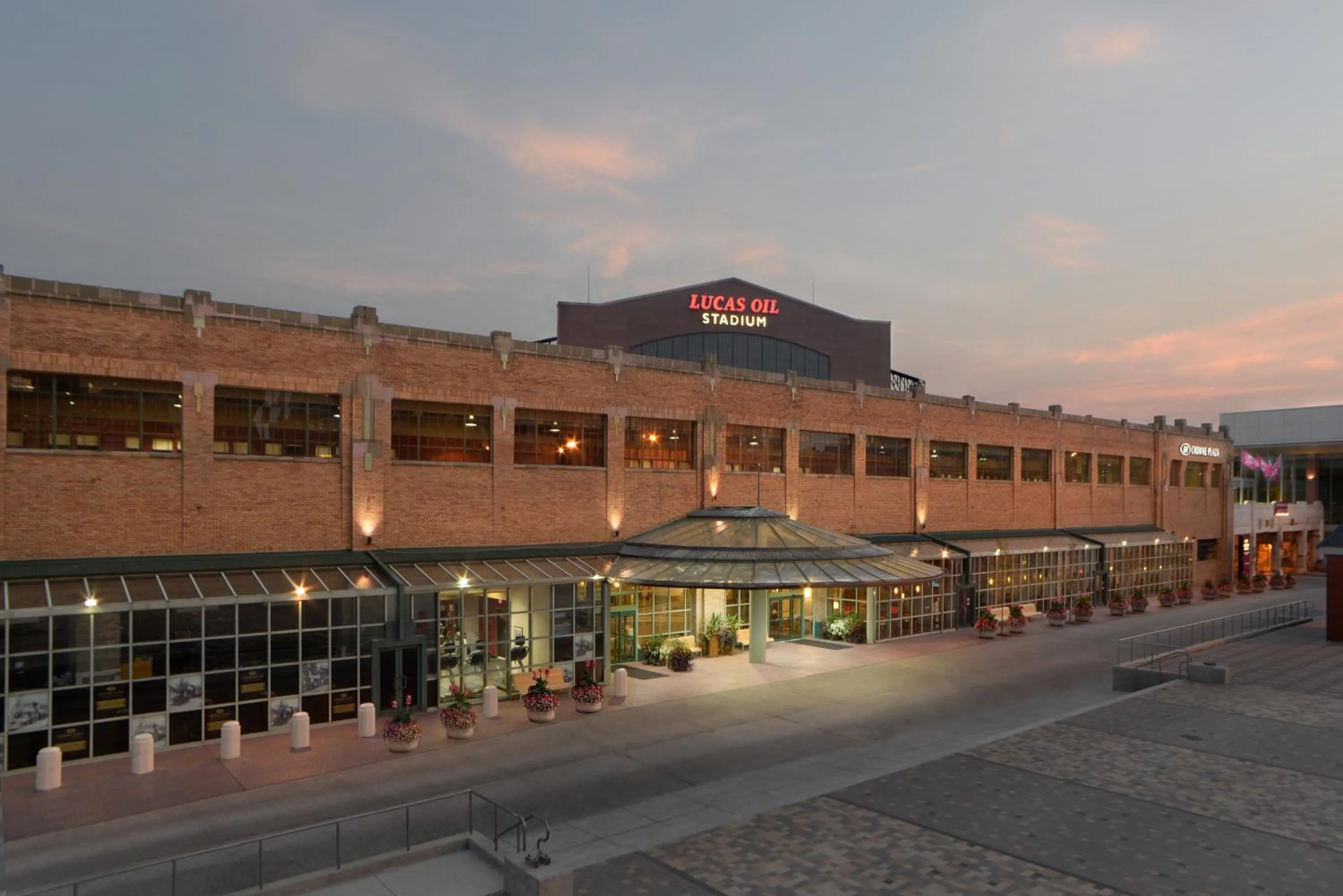 Property building in Crowne Plaza Indianapolis-Dwtn-Union Stn by IHG