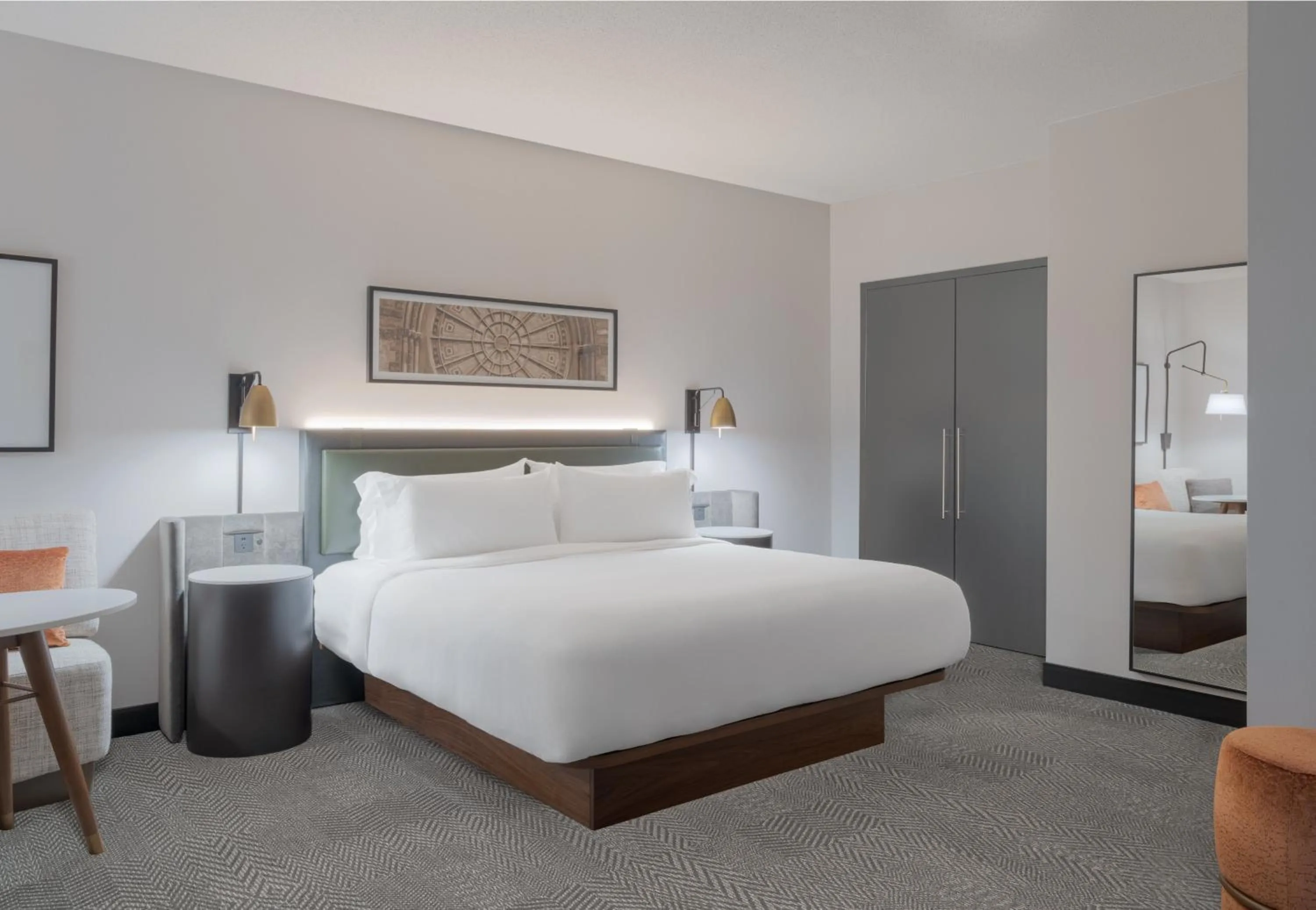 Photo of the whole room, Bed in Crowne Plaza Indianapolis-Dwtn-Union Stn by IHG