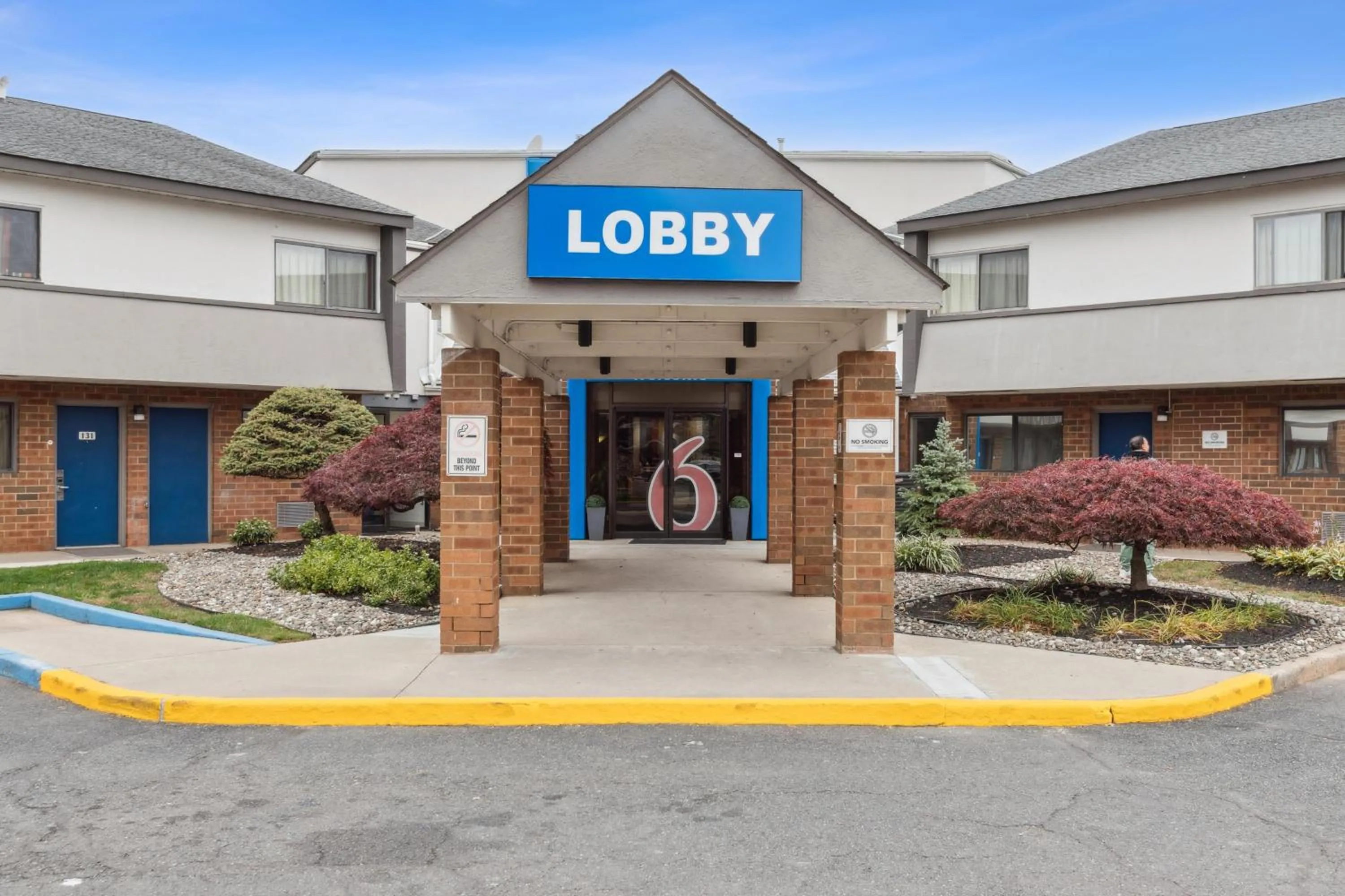 Property building in Motel 6-Piscataway, NJ